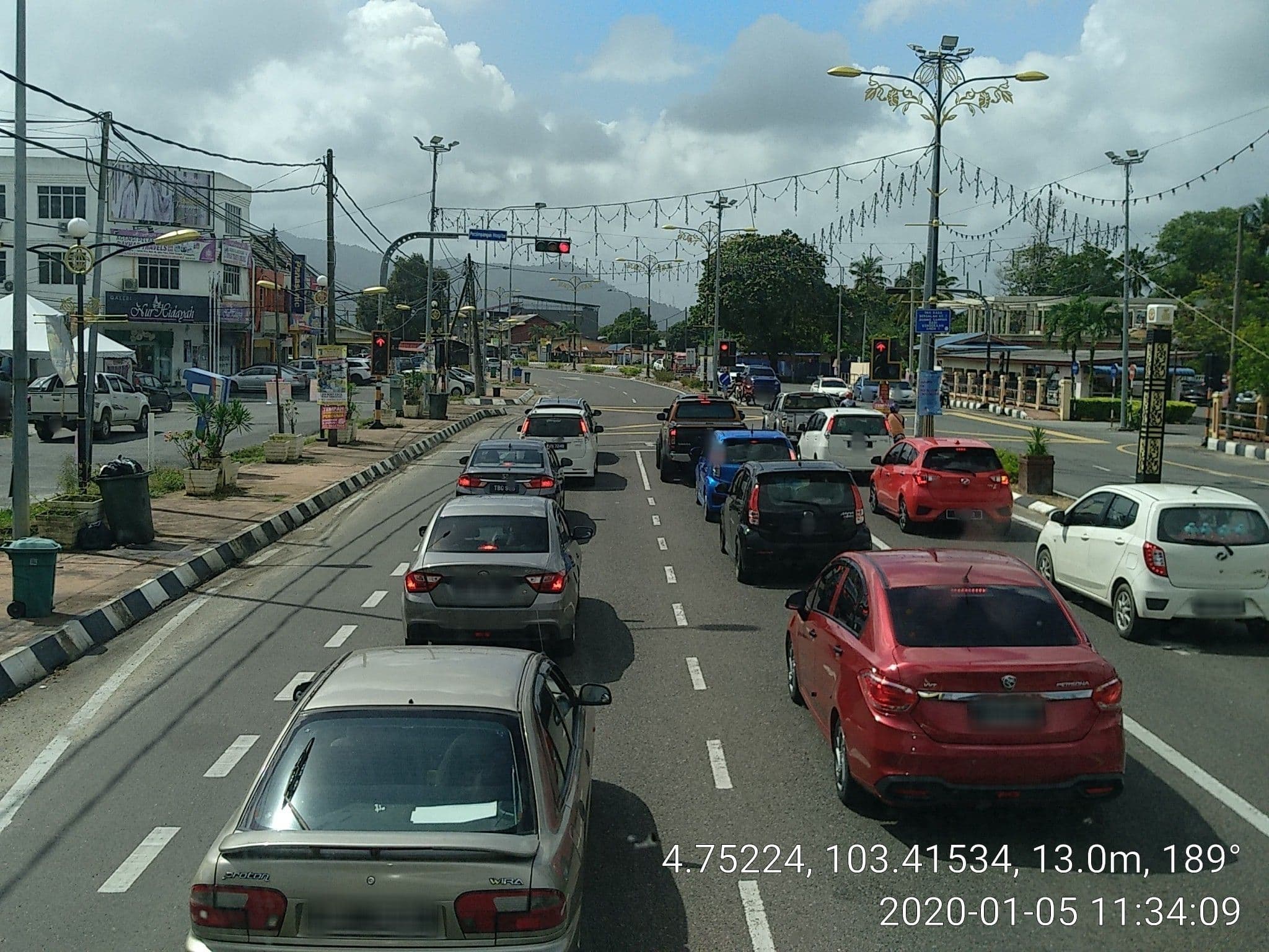 Street view near Saujana Hotel, Dungun — © acai (CC BY-SA · Mapillary)