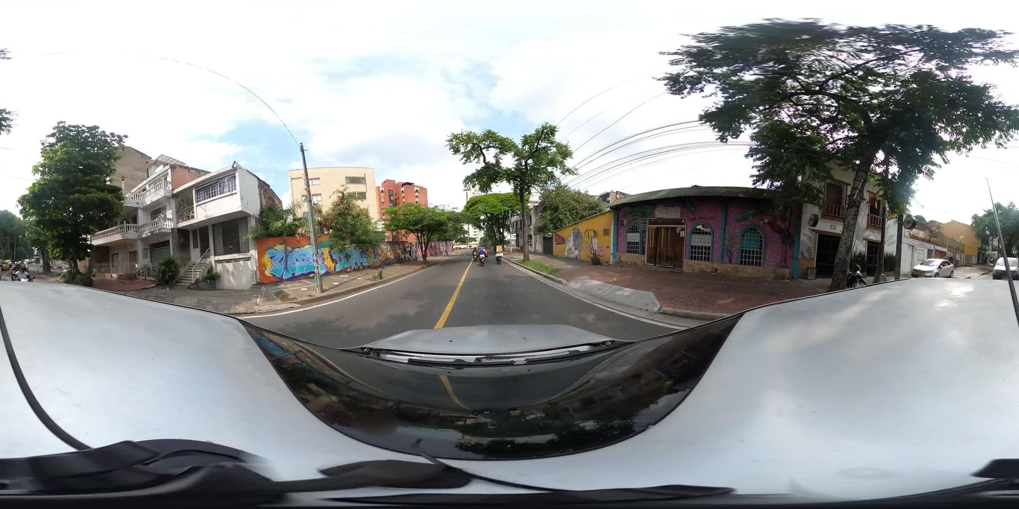 Street view near Puerta de San Antonio, Cali