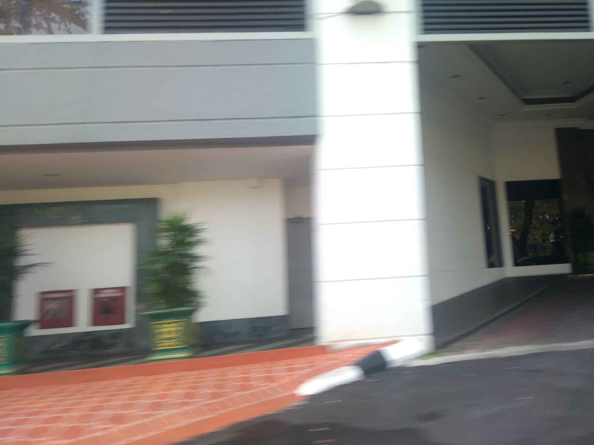 Street view near Suite 1203, Merdeka Palace, Kuching — © remonet (CC BY-SA · Mapillary)