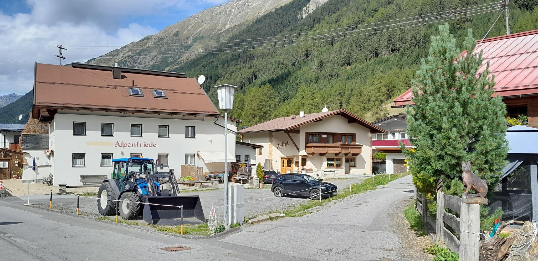 Street view near Gletscherblick, Längenfeld