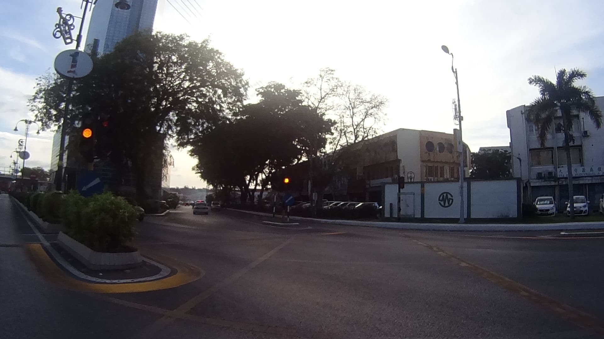 Street view near dalam bilik 106, Miri — © cycloscope (CC BY-SA · Mapillary)