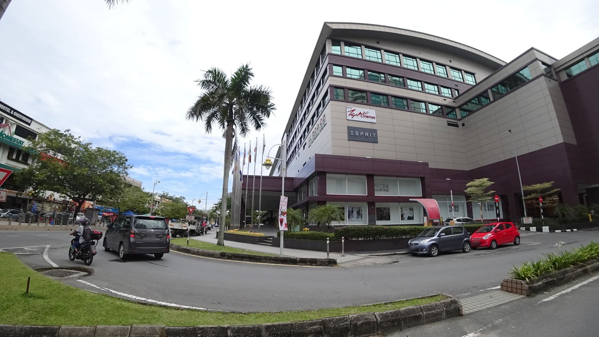 Street view near My Homestay Guesthouse, Miri — © raito (CC BY-SA · Mapillary)