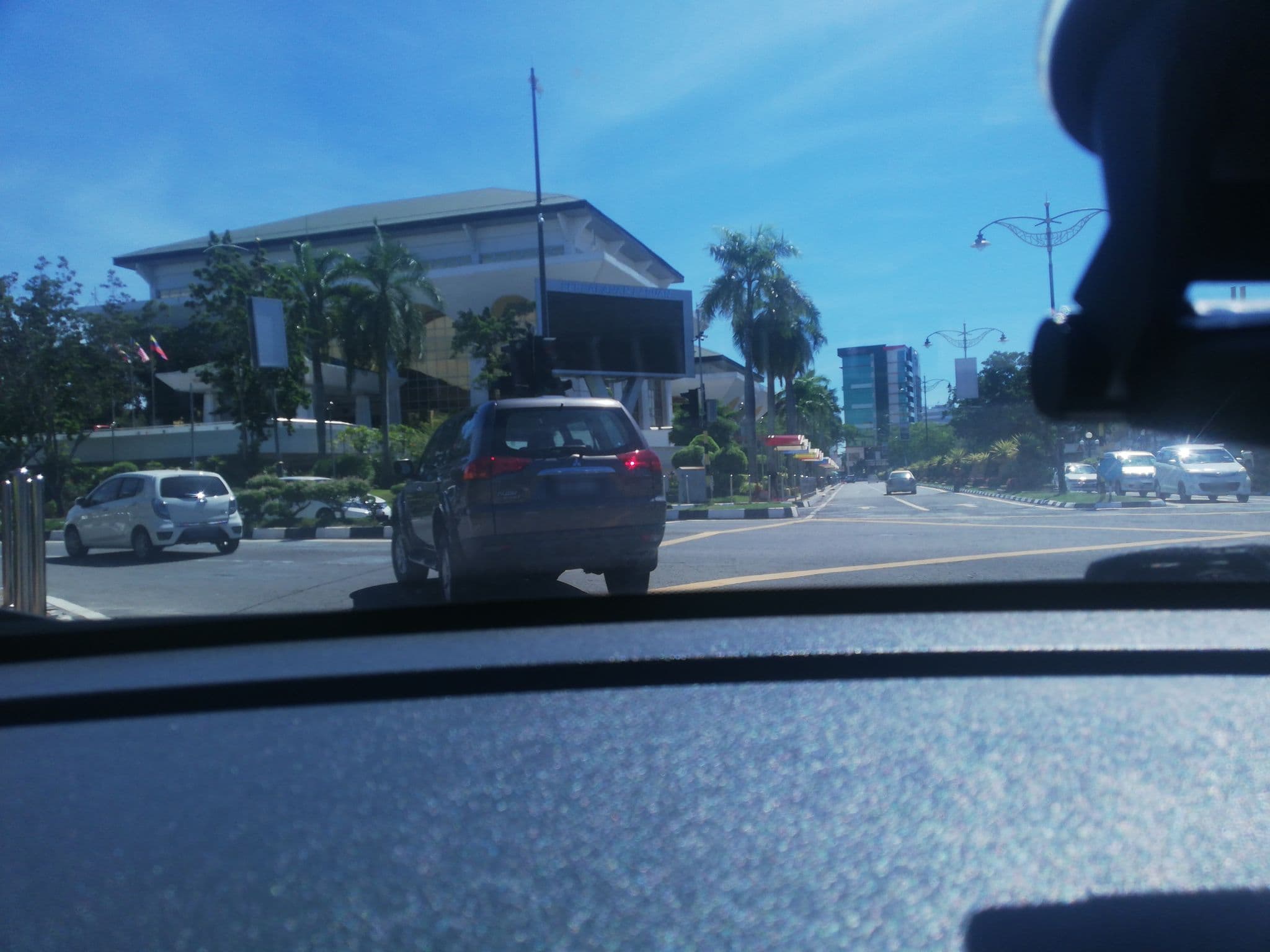 Street view near DC-B, Labuan — © agazslee (CC BY-SA · Mapillary)
