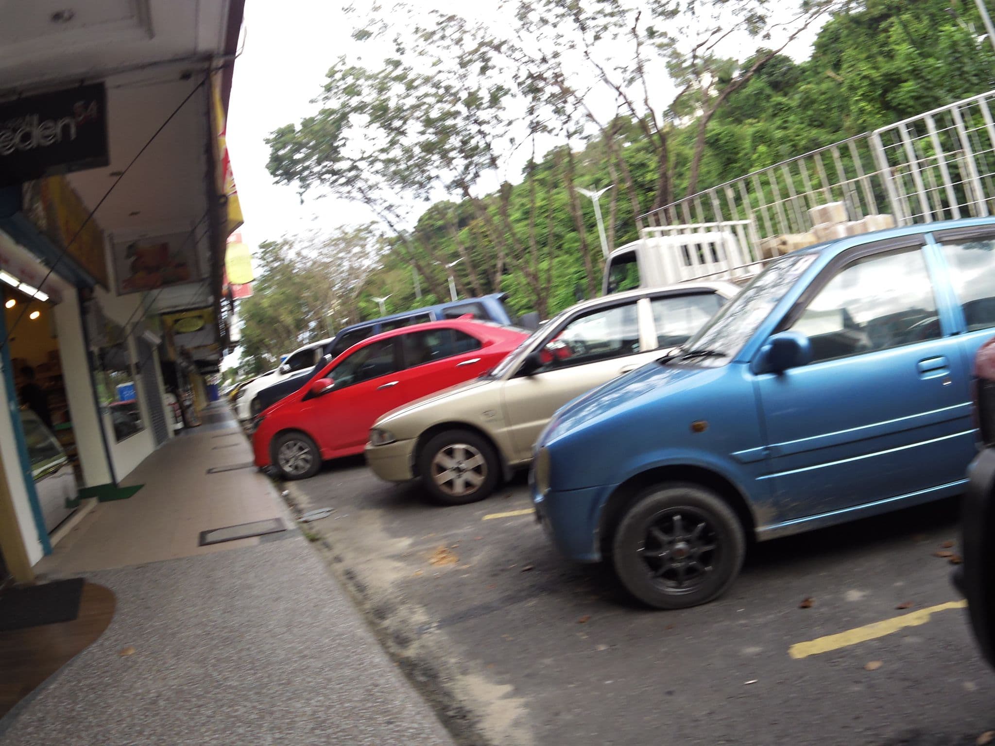 Street view near Little Gaya Hotel, Kota Kinabalu — © skillsy (CC BY-SA · Mapillary)