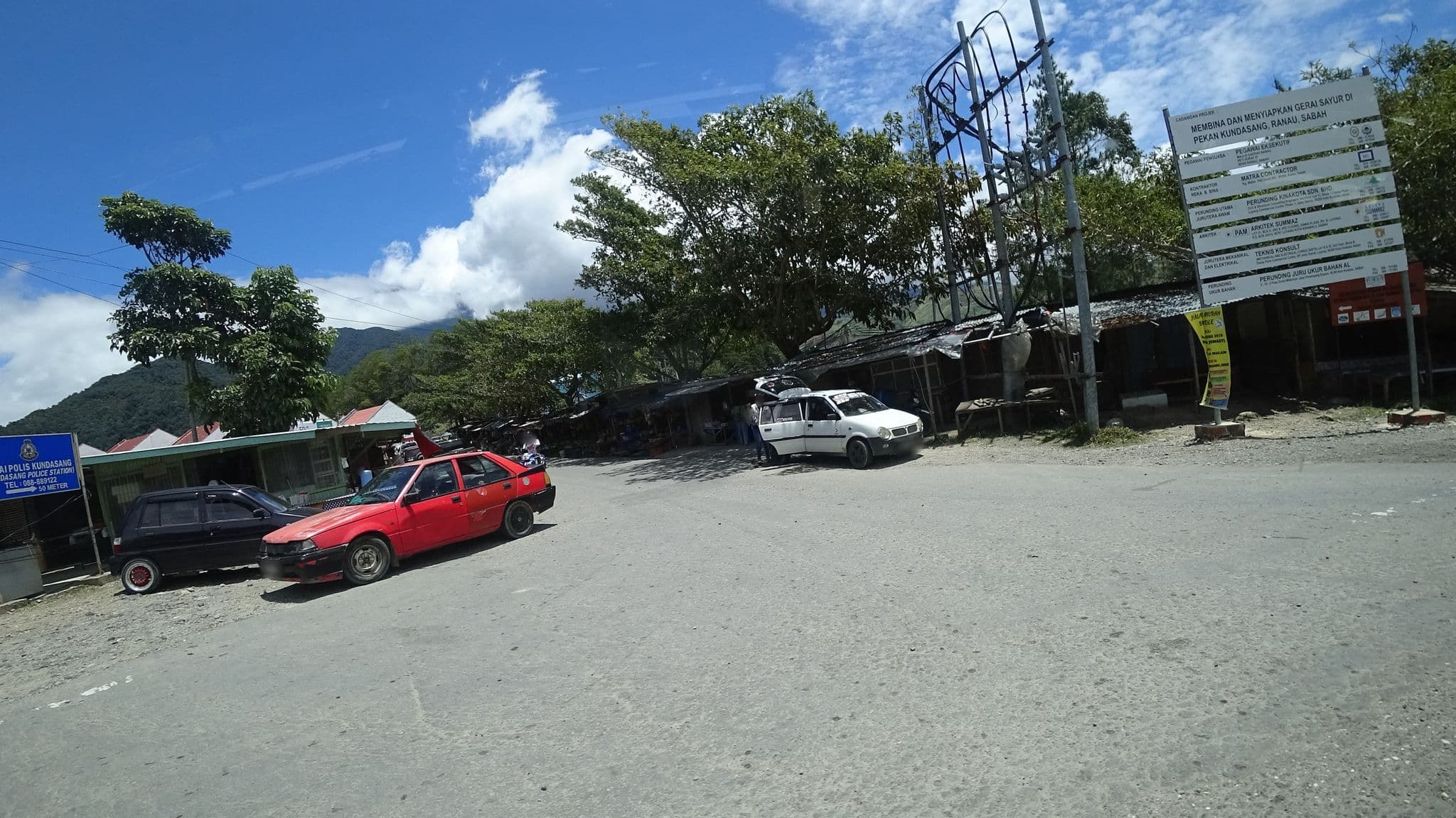 Street view near Perkasa Hotel, Kampung Kundassang — © raito (CC BY-SA · Mapillary)