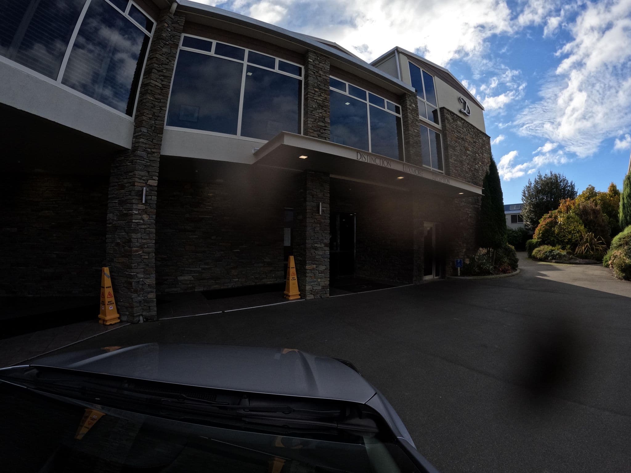 Street view near Distinction Luxmore, Te Anau — © skillsy (CC BY-SA · Mapillary)