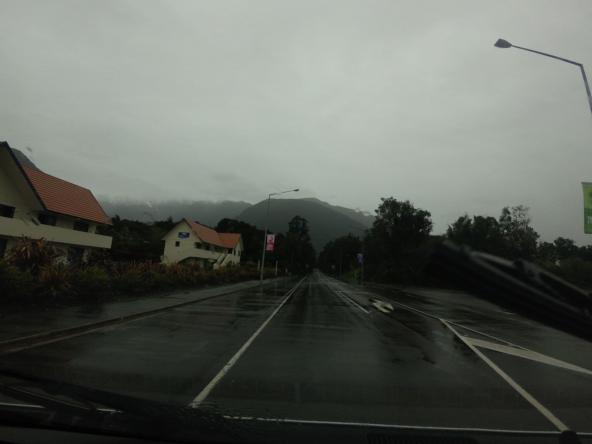 Street view near Bella Vista Motor Lodge, Waikowhai — © mishari (CC BY-SA · Mapillary)