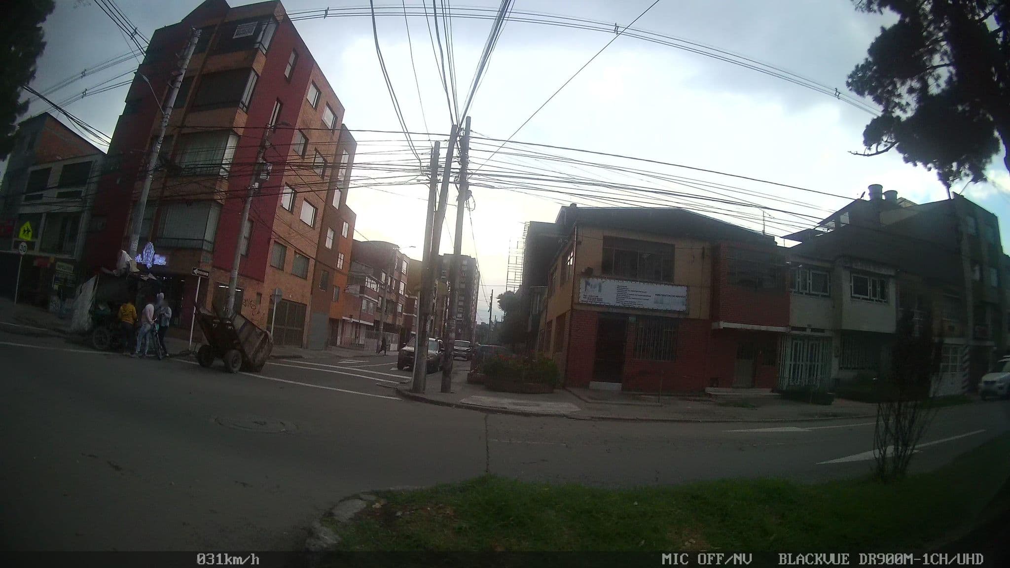 Street view near Hotel los Cambulos, Kennedy — © taylorsmock (CC BY-SA · Mapillary)