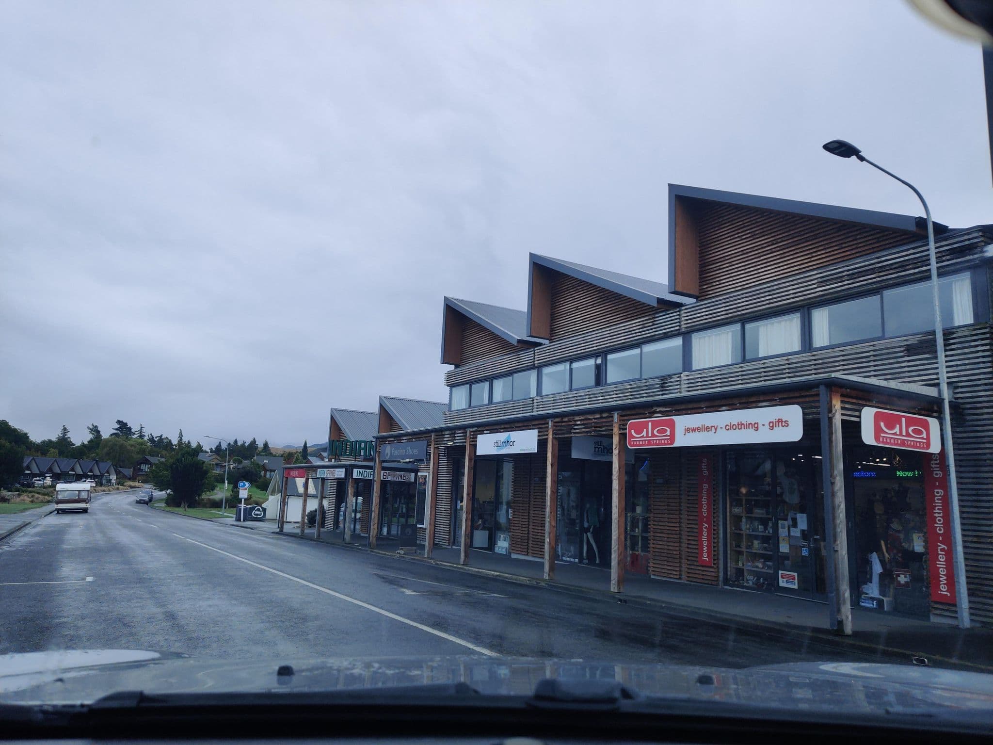 Street view near Alpine Holiday Homes, Hanmer Springs — © elphix (CC BY-SA · Mapillary)