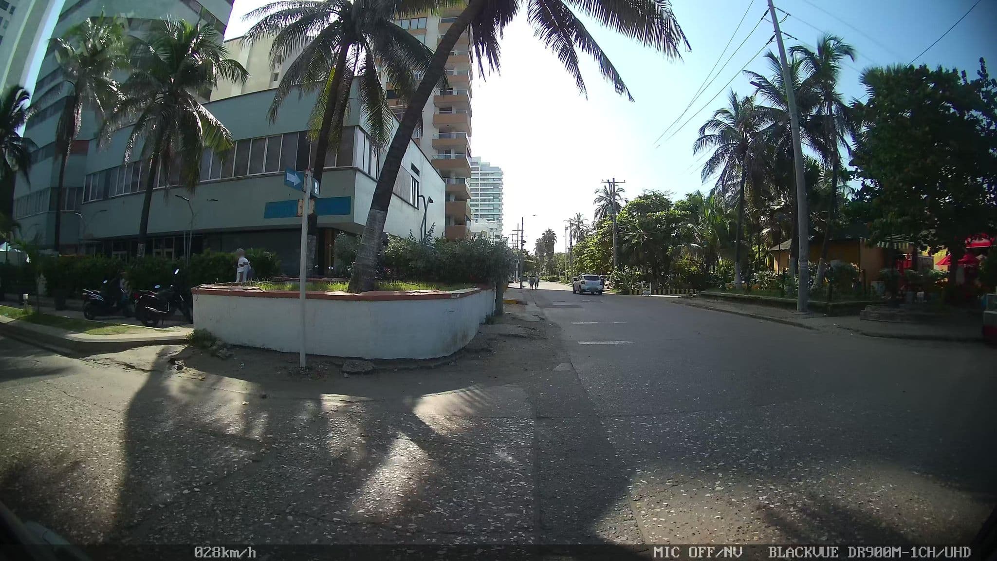 Street view near Dorado Plaza, Cartagena