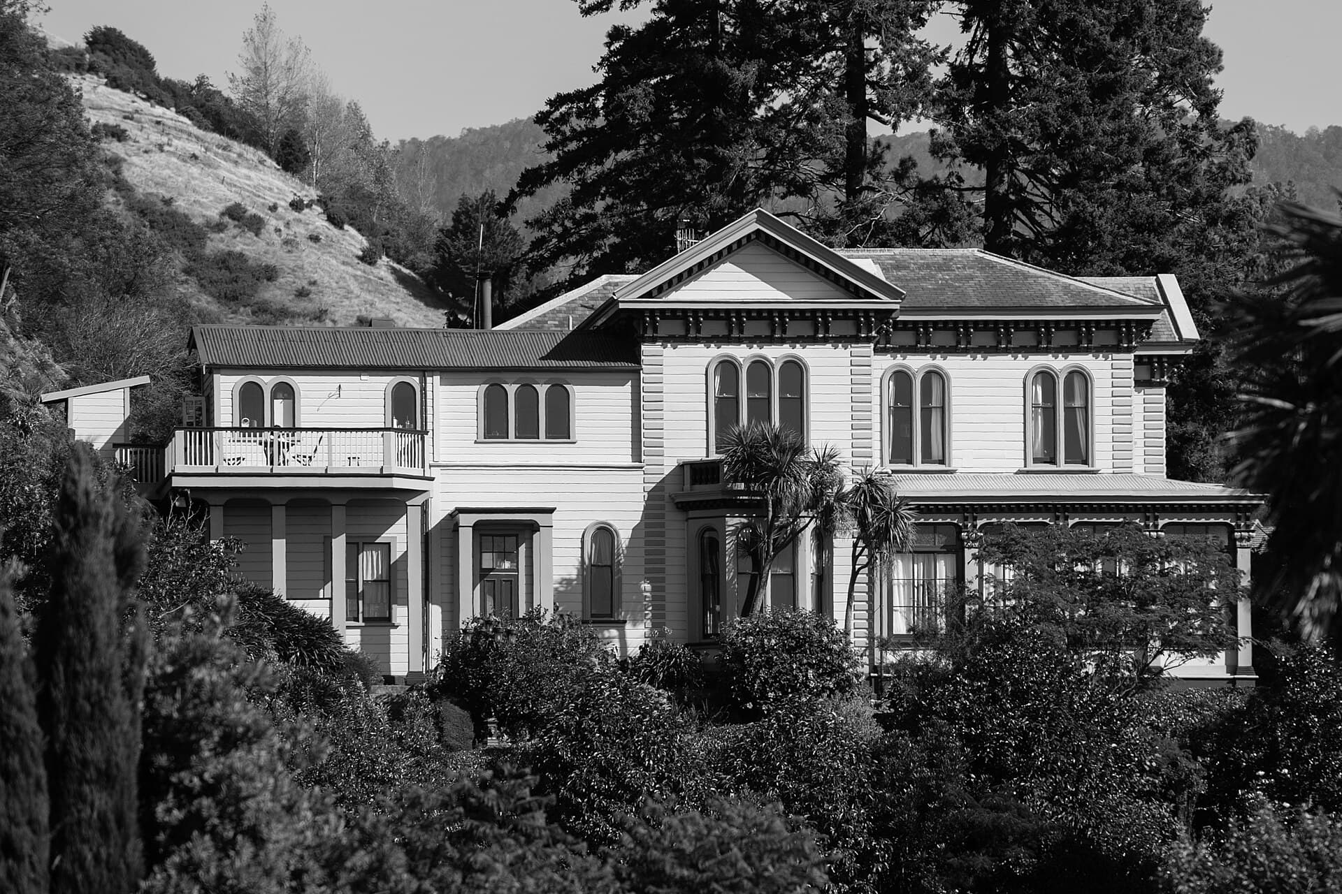 Fellworth House (via Wikimedia Commons, CC BY-SA 4.0)