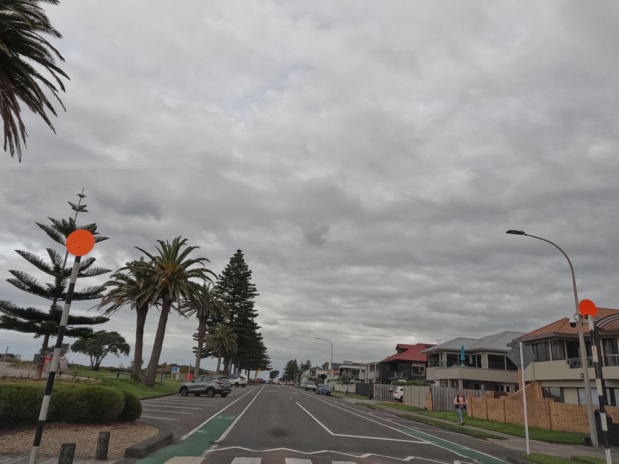 Street view near Aqua Beachfront Motel, Mount Maunganui — © rsnaru (CC BY-SA · Mapillary)