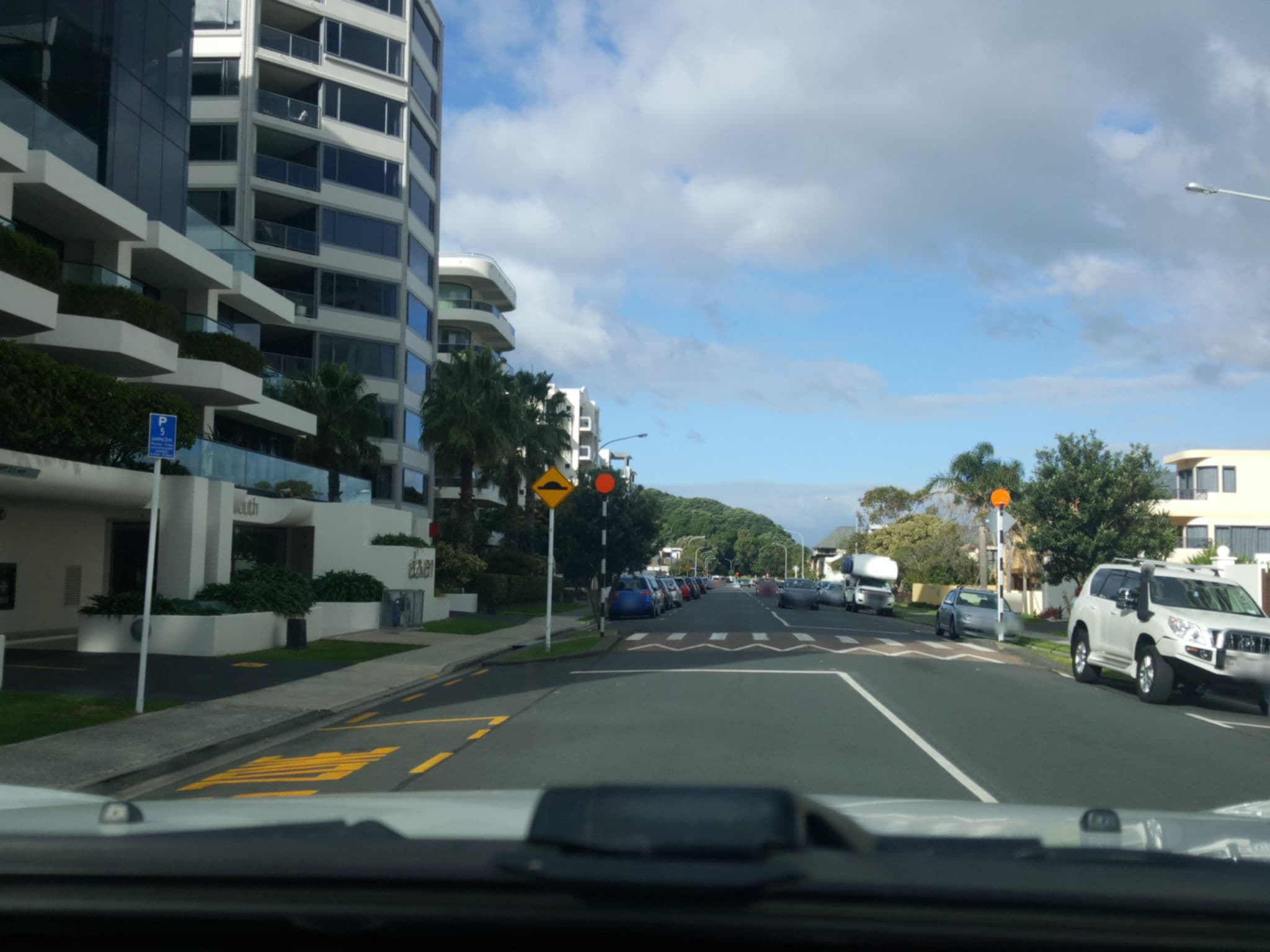 Street view near Ta Maison, Mount Maunganui — © elphix (CC BY-SA · Mapillary)