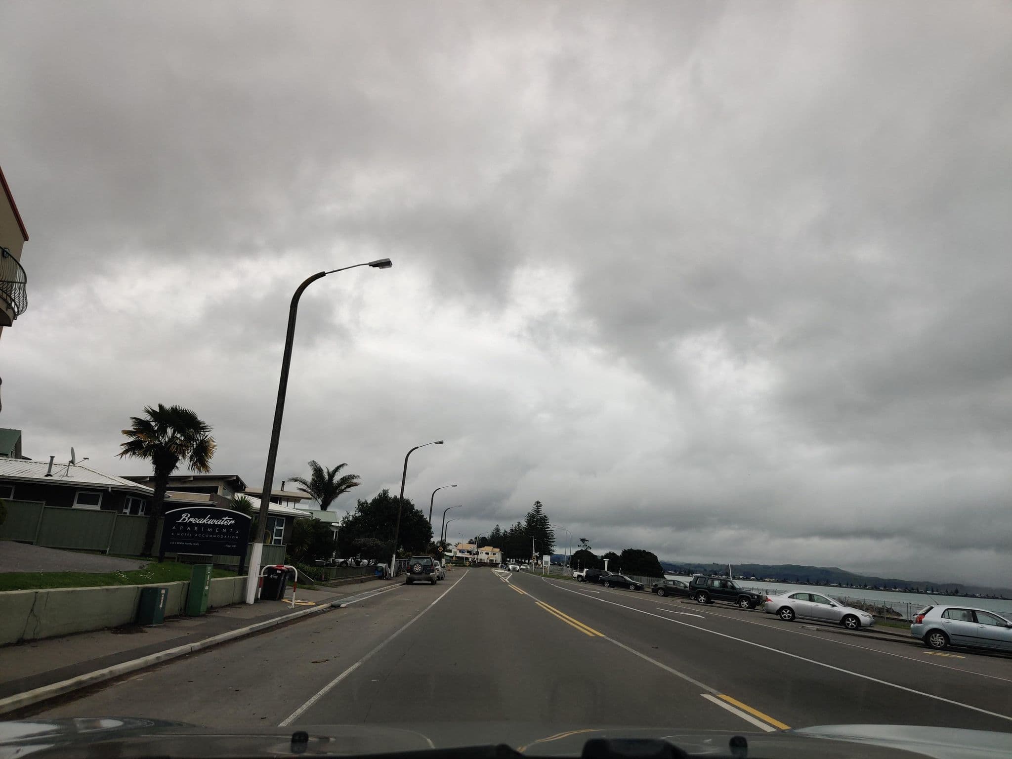 Street view near Breakwater Apartments, Napier — © elphix (CC BY-SA · Mapillary)