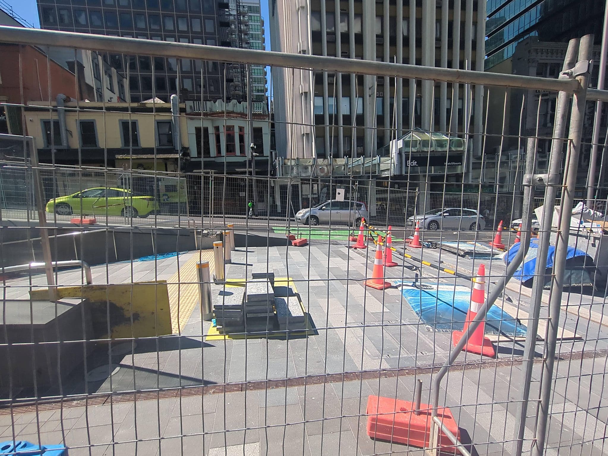 Street view near Best Western President Hotel, Auckland — © johngc41 (CC BY-SA · Mapillary)