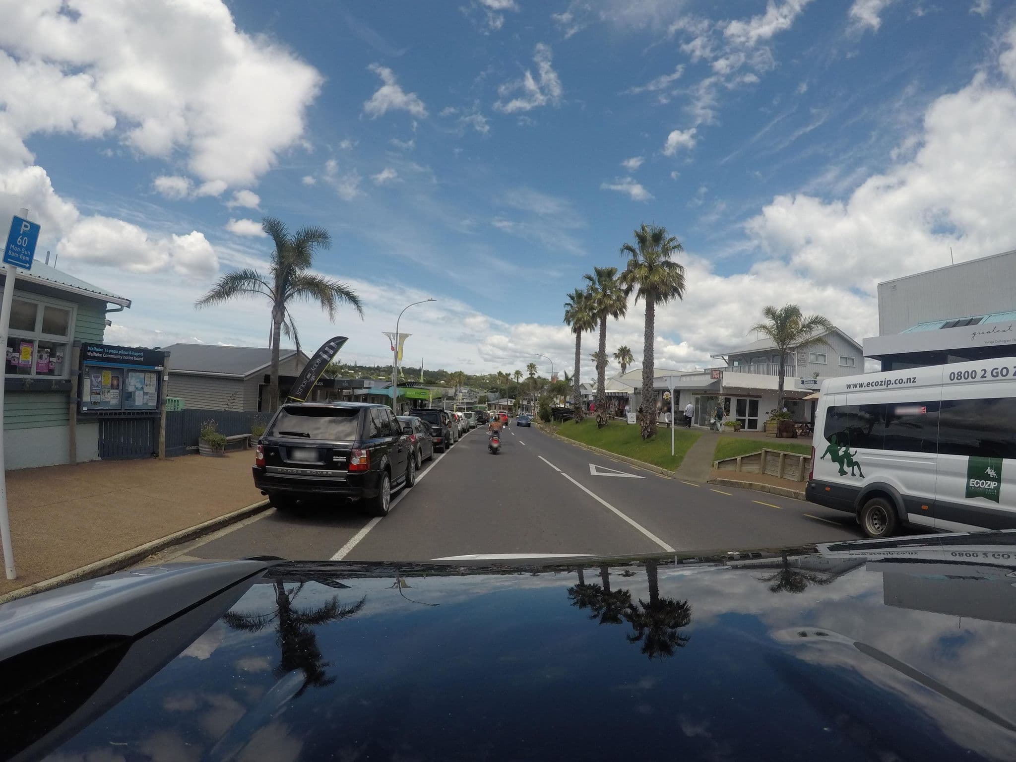 Street view near Kiwi House, Oneroa — © ralley (CC BY-SA · Mapillary)
