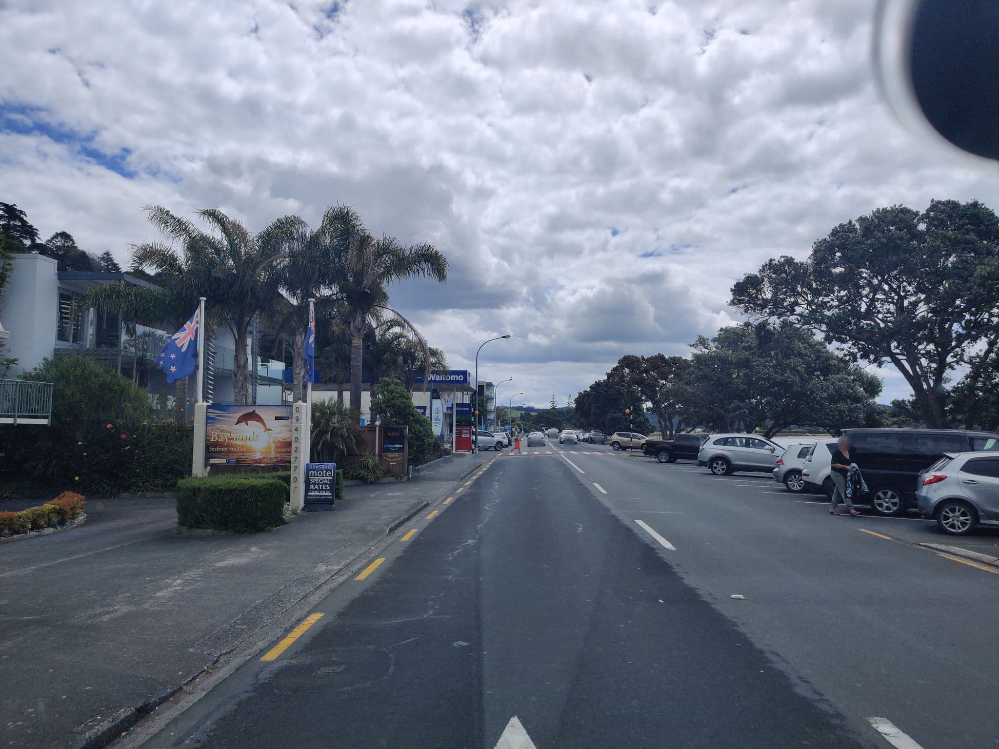 Street view near bay sands motel, Paihia — © elphix (CC BY-SA · Mapillary)