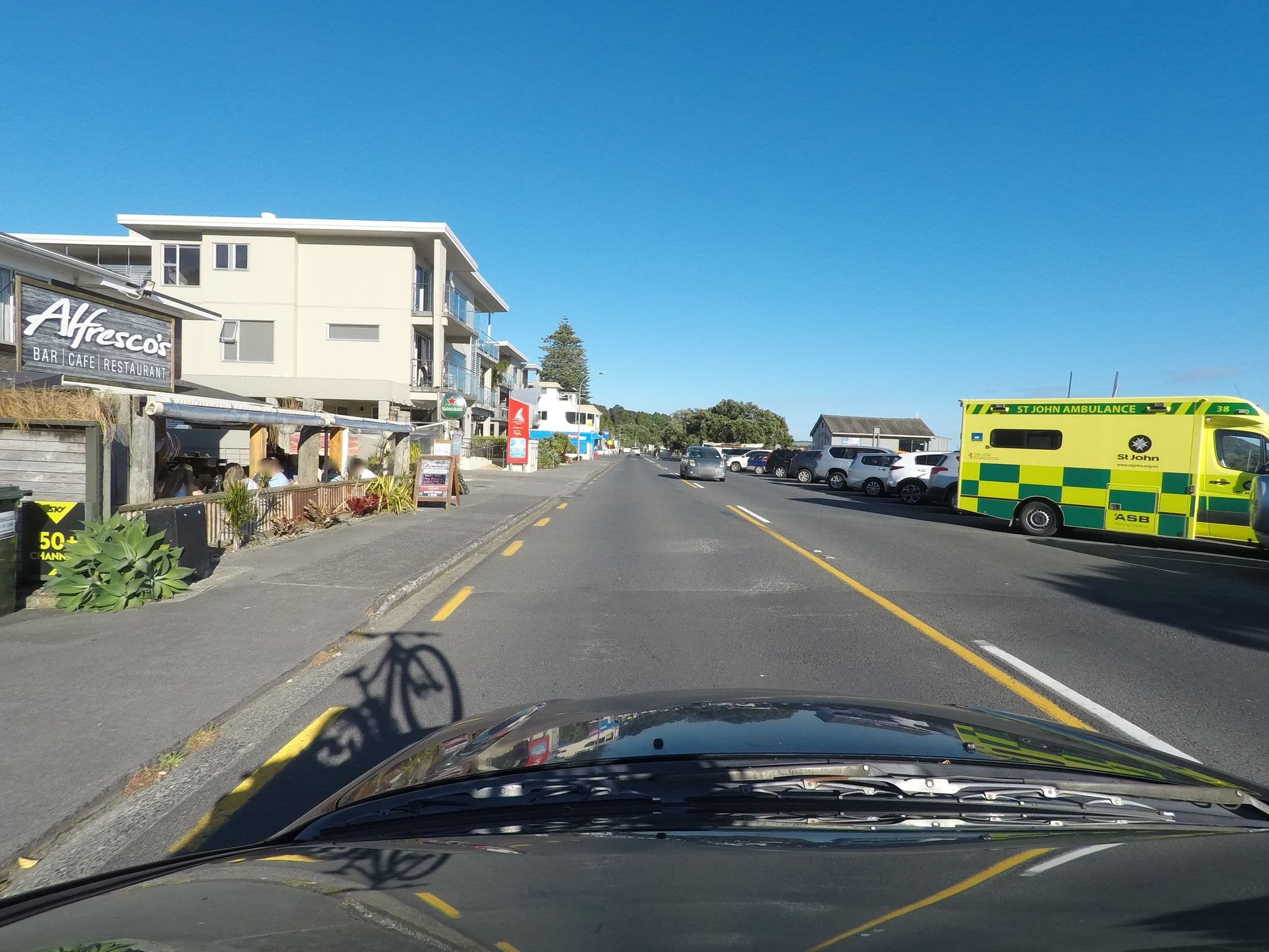 Street view near Clarion Collection Edgewater Palms Hotel Bay of Islands, Paihia — © ralley (CC BY-SA · Mapillary)