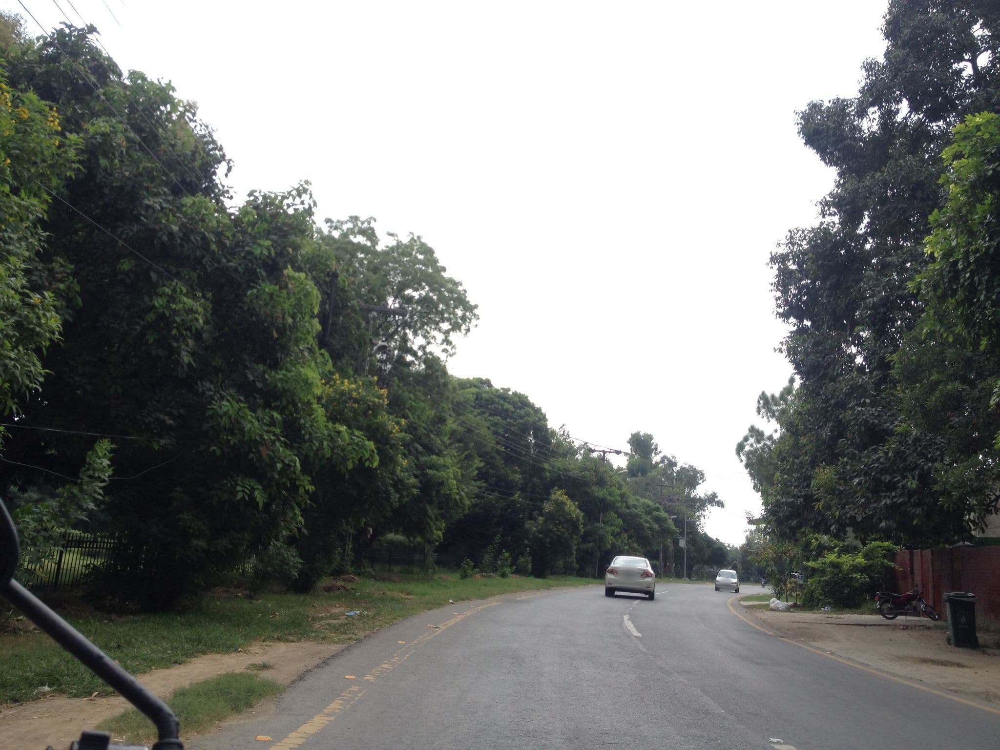 Street view near Model Town 64-A, Model Town — © asrardan (CC BY-SA · Mapillary)