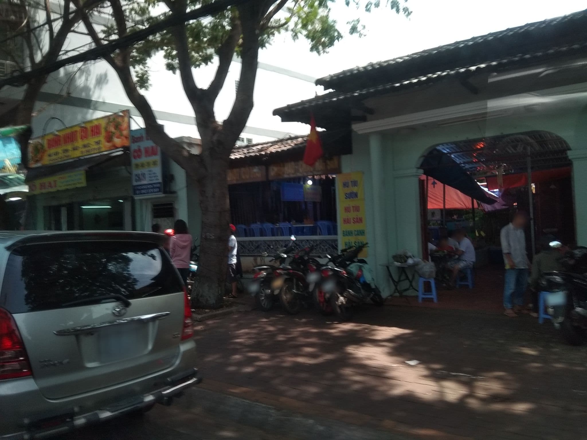 Street view near Khanh Van Hotel, Vũng Tàu — © hoangvietanh (CC BY-SA · Mapillary)