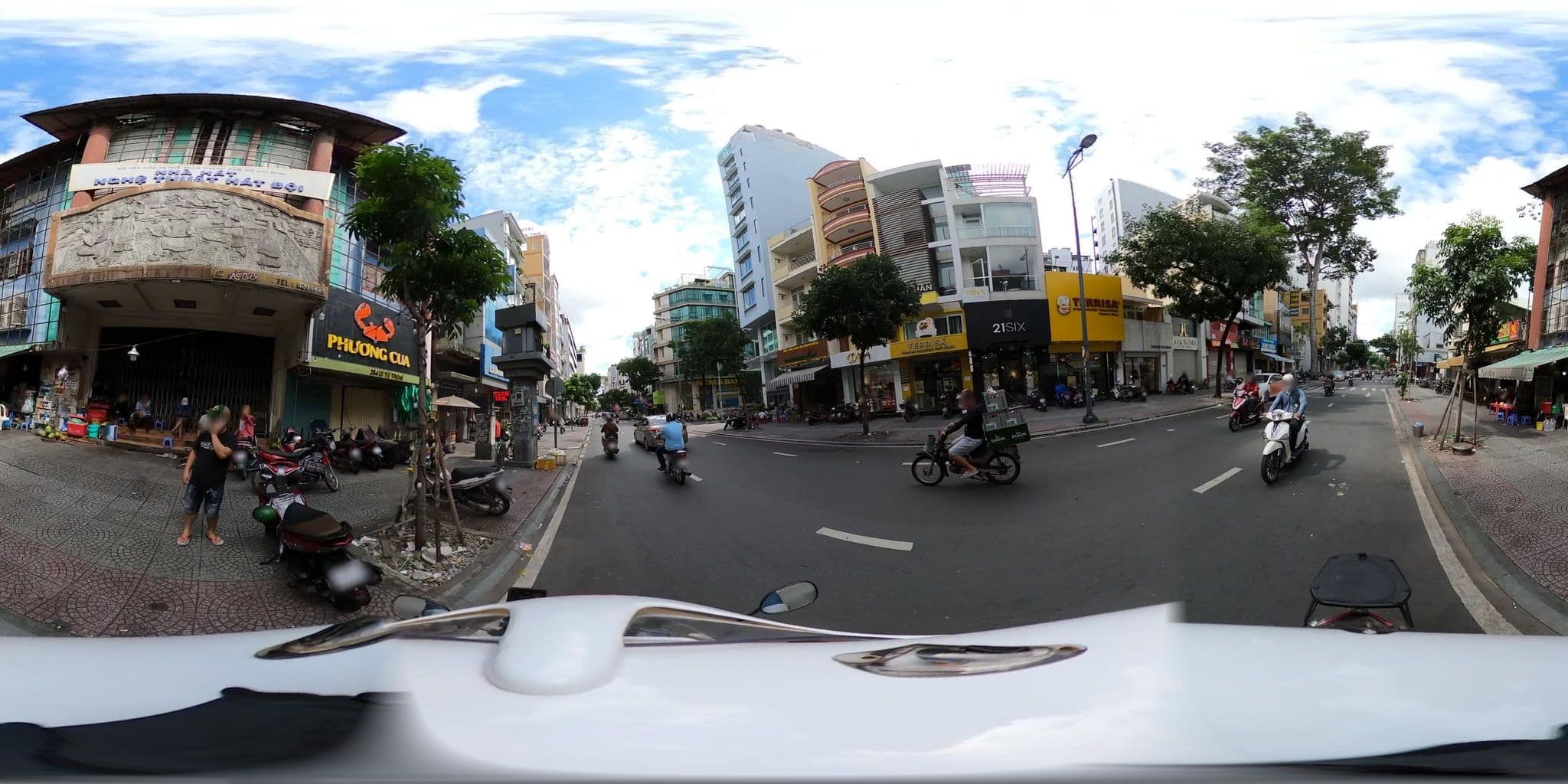 Street view near The One Hotel Ben Thanh, Quận Ba — © bemaps_1pd (CC BY-SA · Mapillary)