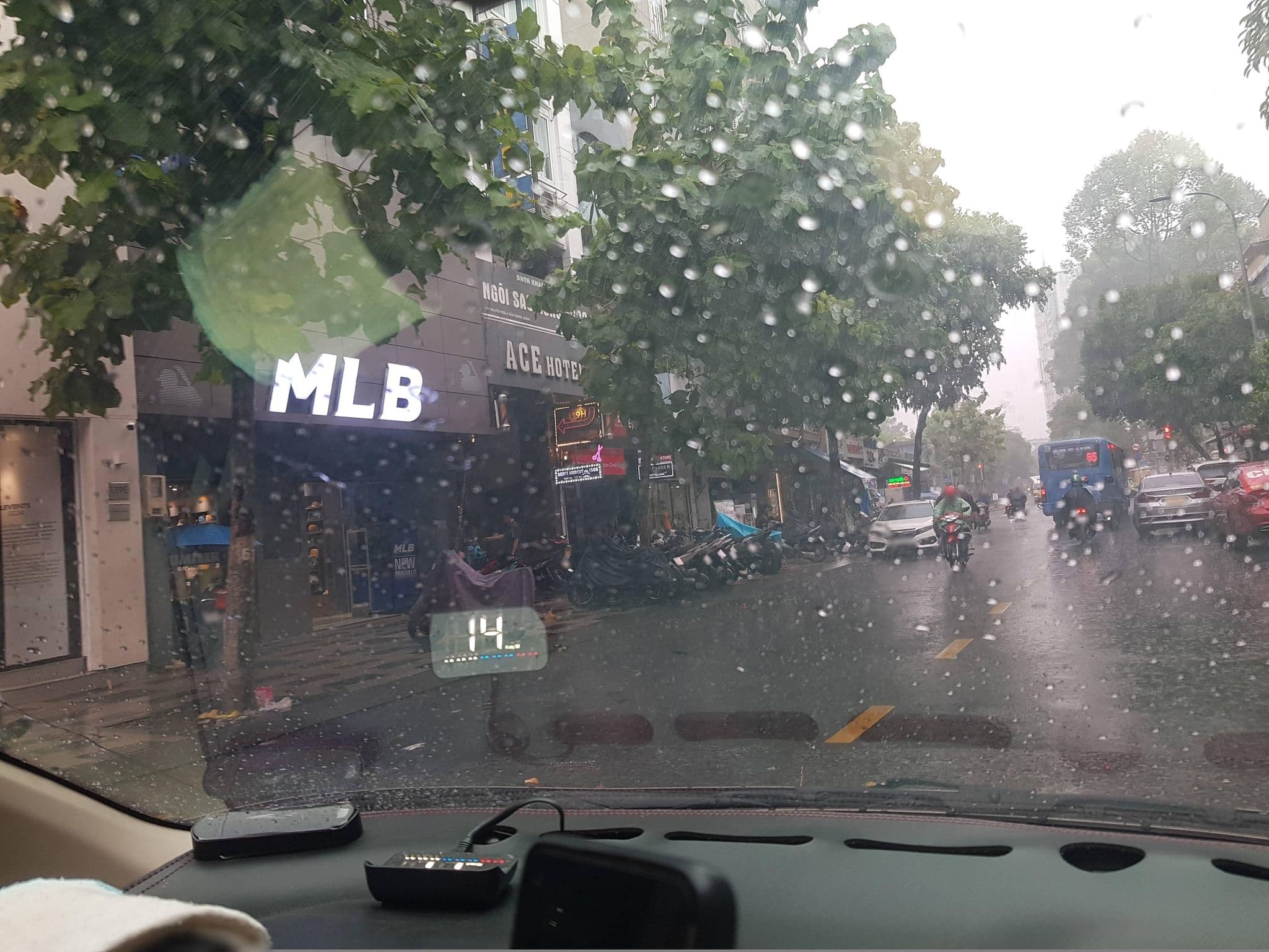 Street view near Ruby Star Hotel, Quận Ba — © bemaps1 (CC BY-SA · Mapillary)