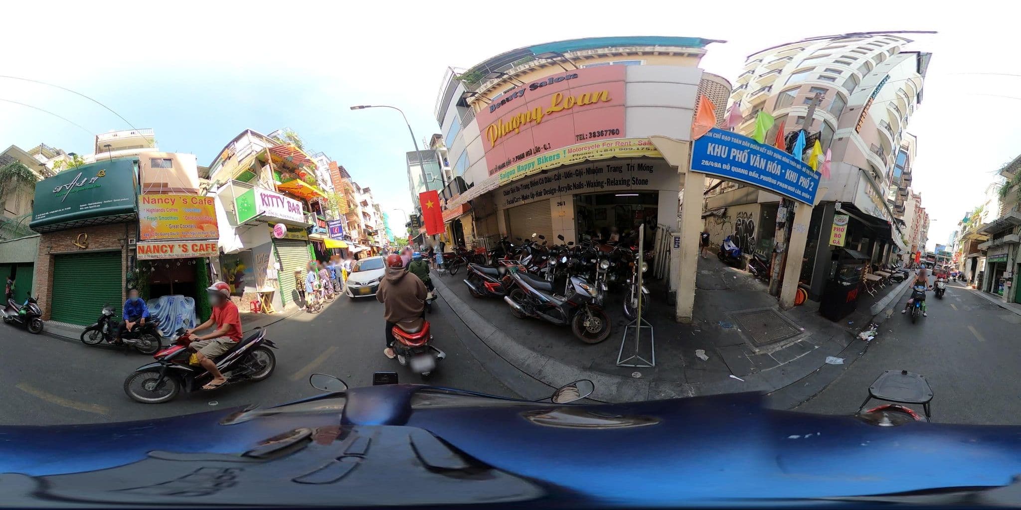 Street view near Kim hotel 2, Quận Ba — © phoenixmap_front (CC BY-SA · Mapillary)