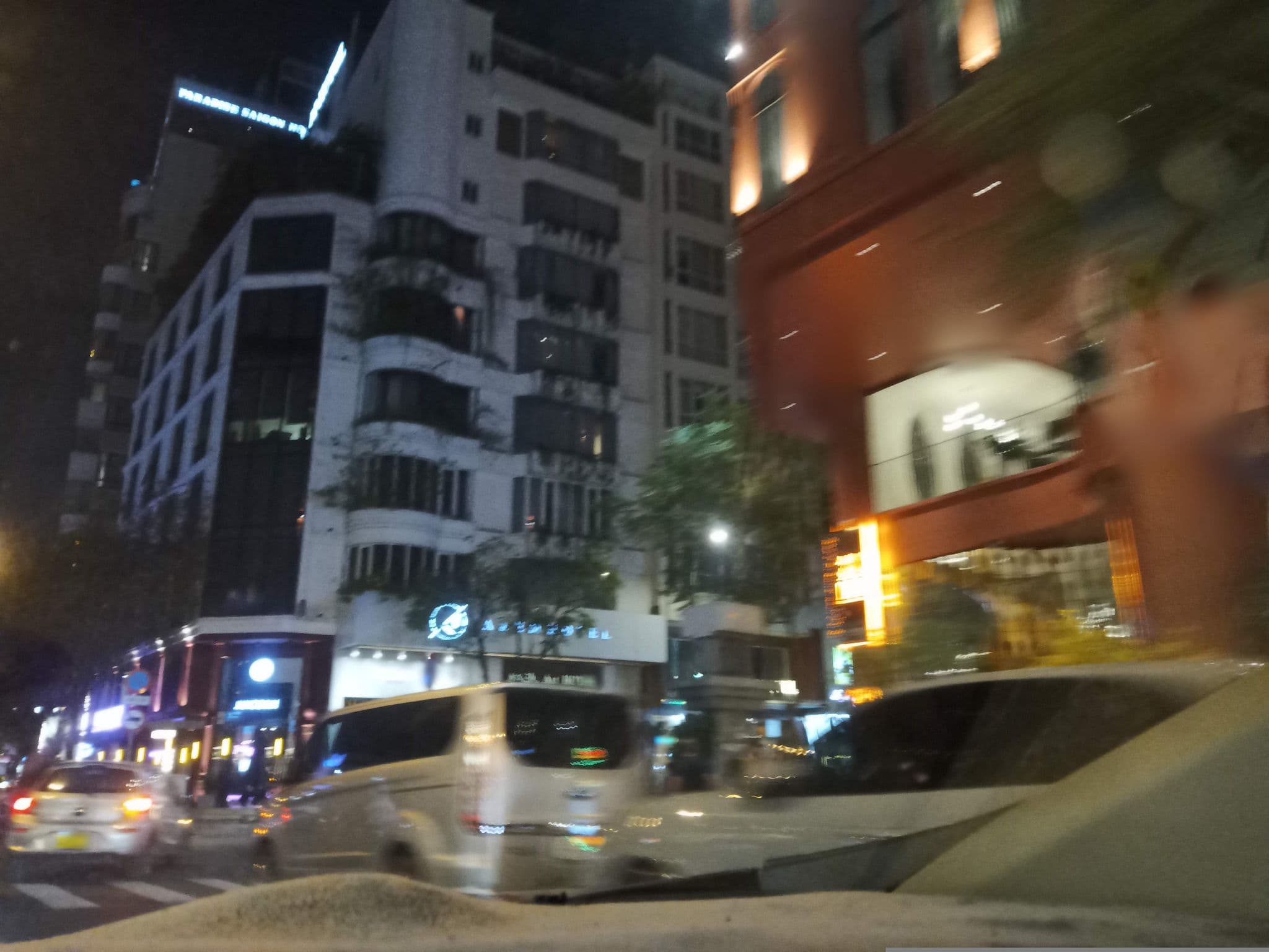 Street view near Asian Ruby Central Hotel, Quận Ba — © sg_right_1 (CC BY-SA · Mapillary)