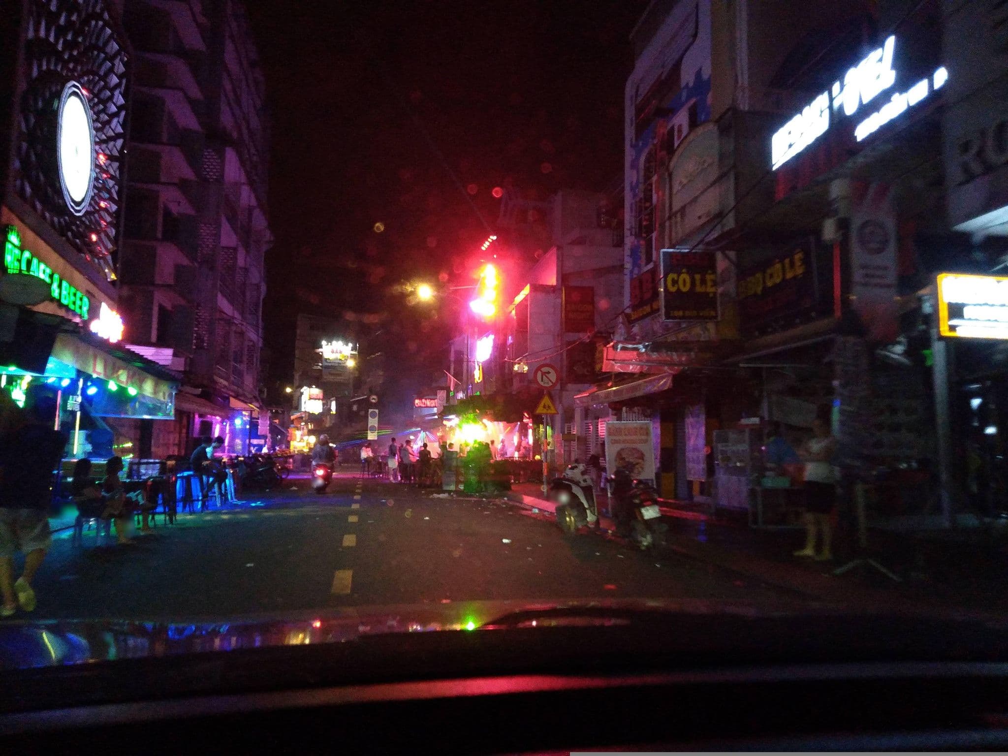 Street view near Koniko Backpacker Hostel, Quận Ba — © sg_front_1 (CC BY-SA · Mapillary)