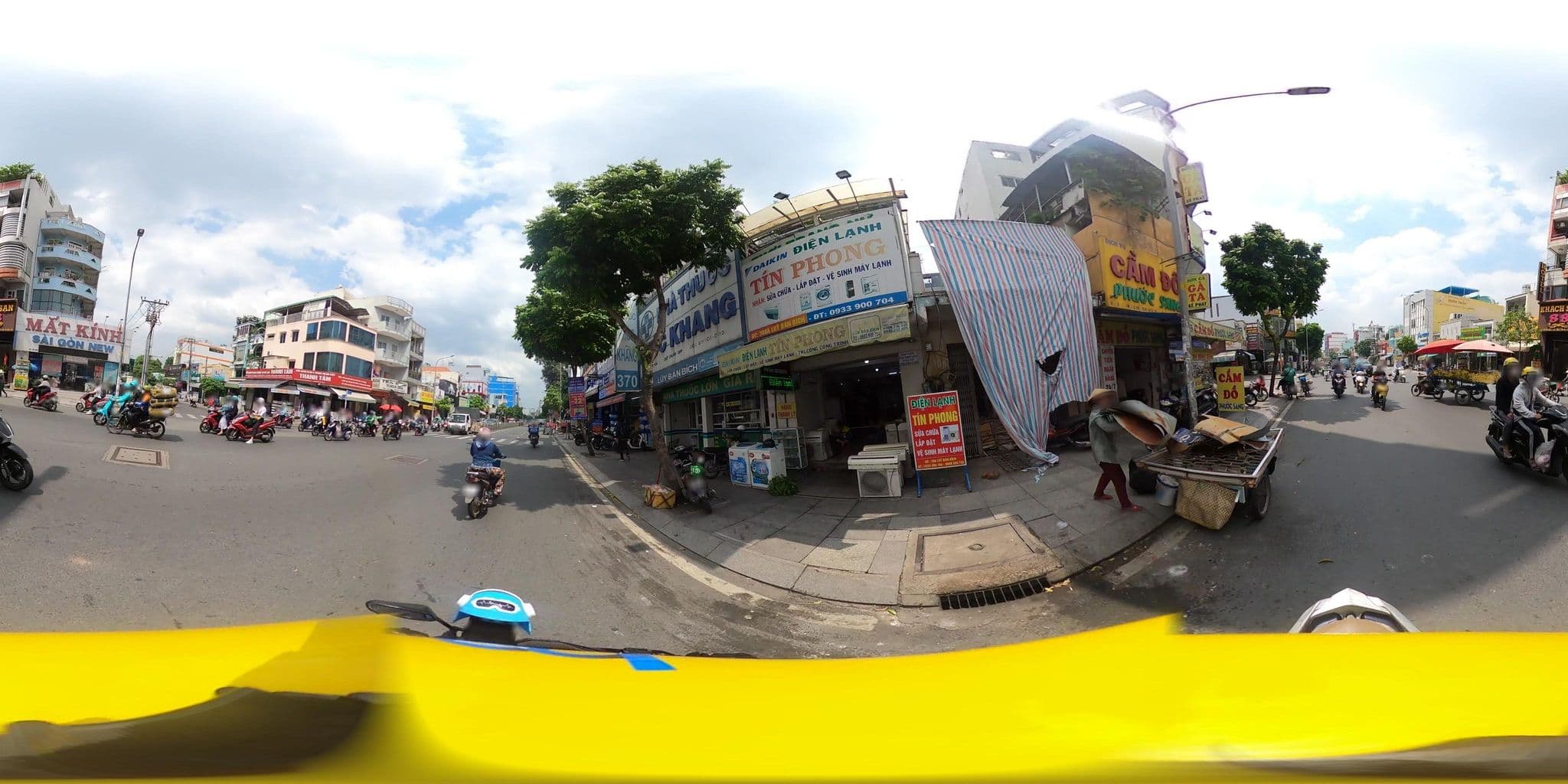Street view near Nguyen Huy Hotel, Quận Mười Một — © bemaps3_sg (CC BY-SA · Mapillary)
