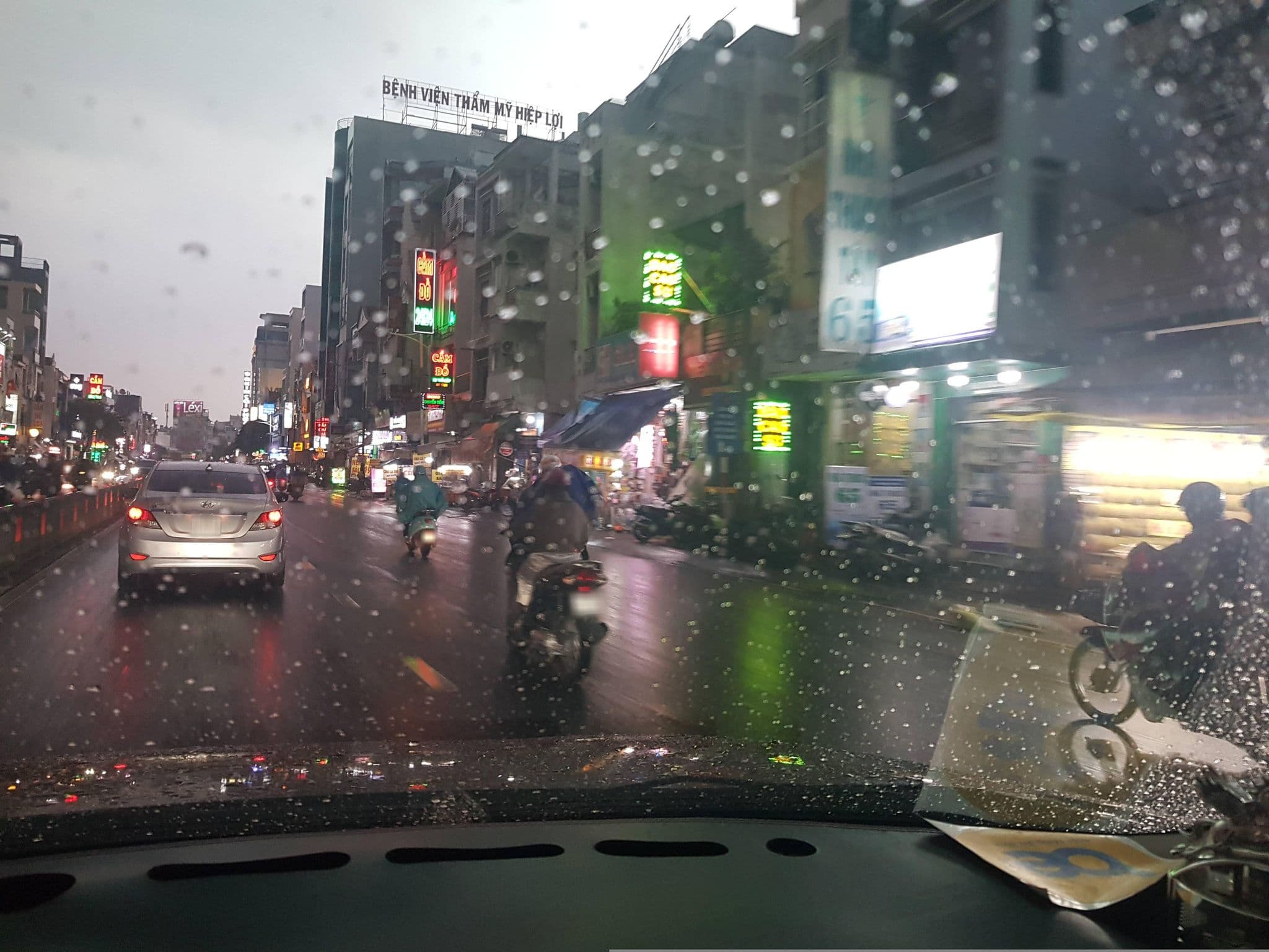 Street view near OYO 975 Trung Nam Hotel, Quận Năm — © bemaps1 (CC BY-SA · Mapillary)