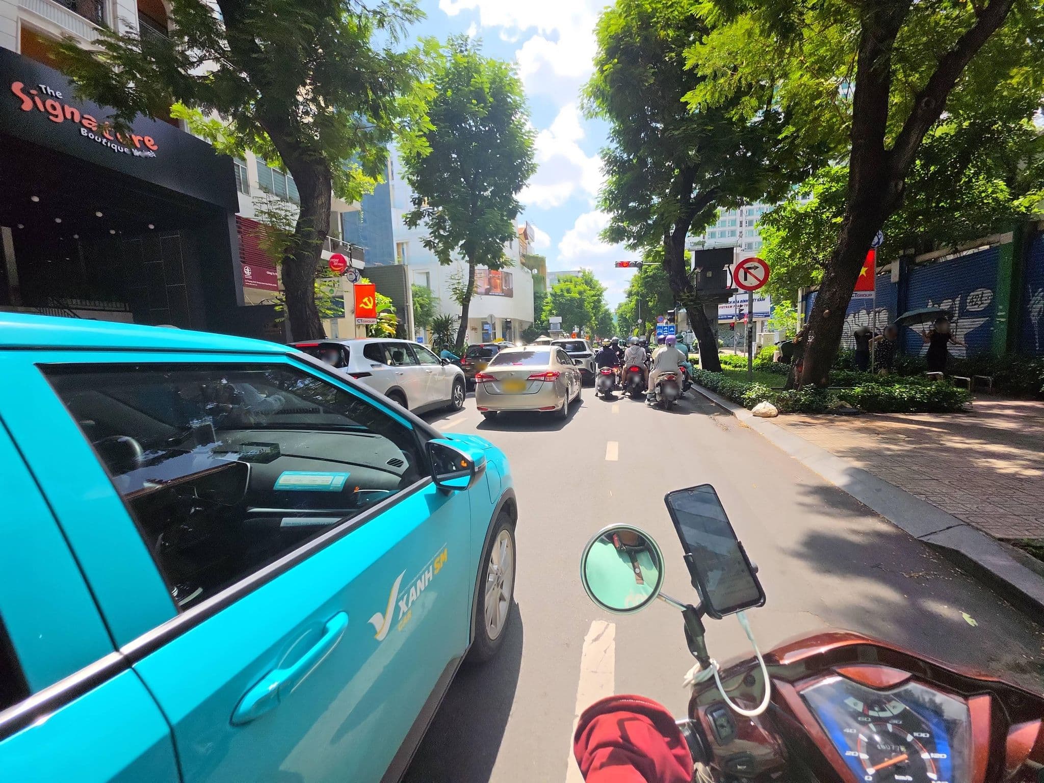 Street view near Ruby Star Hotel, Quận Ba — © Poolert (CC BY-SA · Mapillary)
