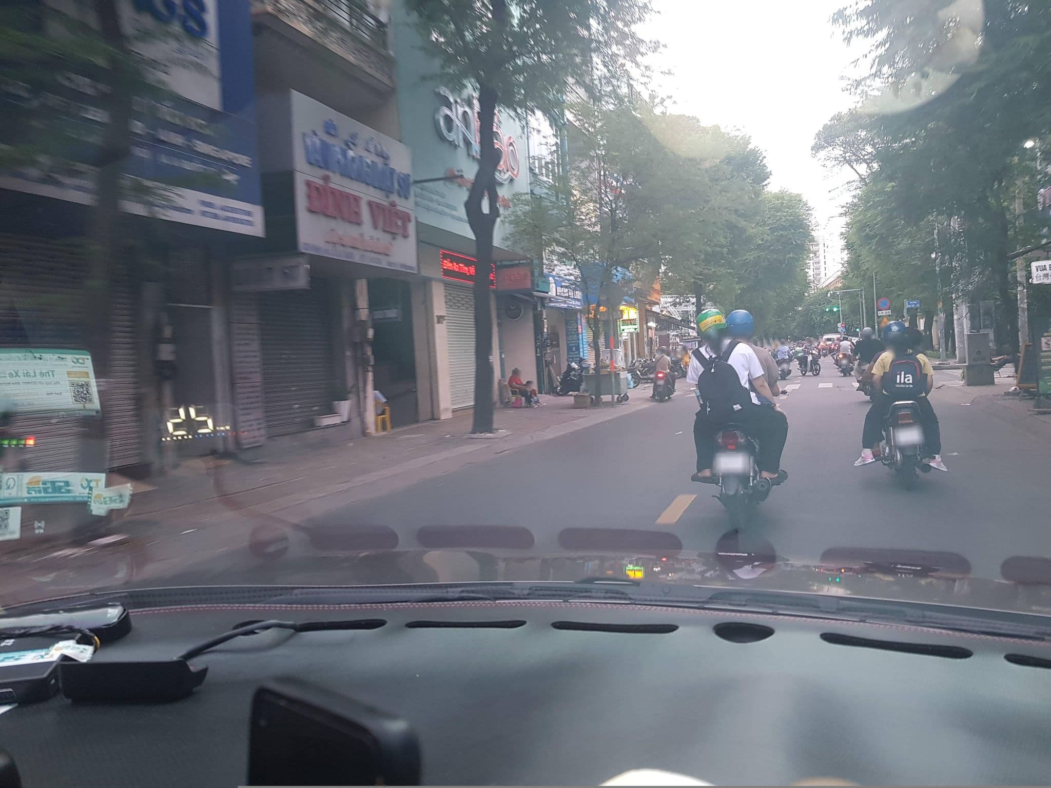 Street view near NHUTMINH, Quận Năm — © bemaps1 (CC BY-SA · Mapillary)