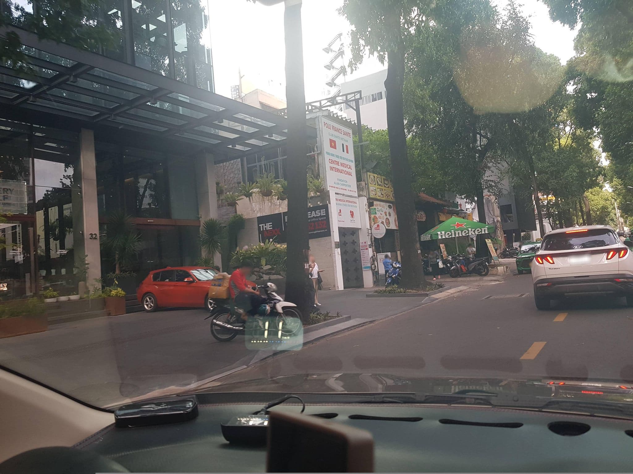 Street view near Hyatt Regency Danang Resort & Spa, Quận Ba — © bemaps1 (CC BY-SA · Mapillary)