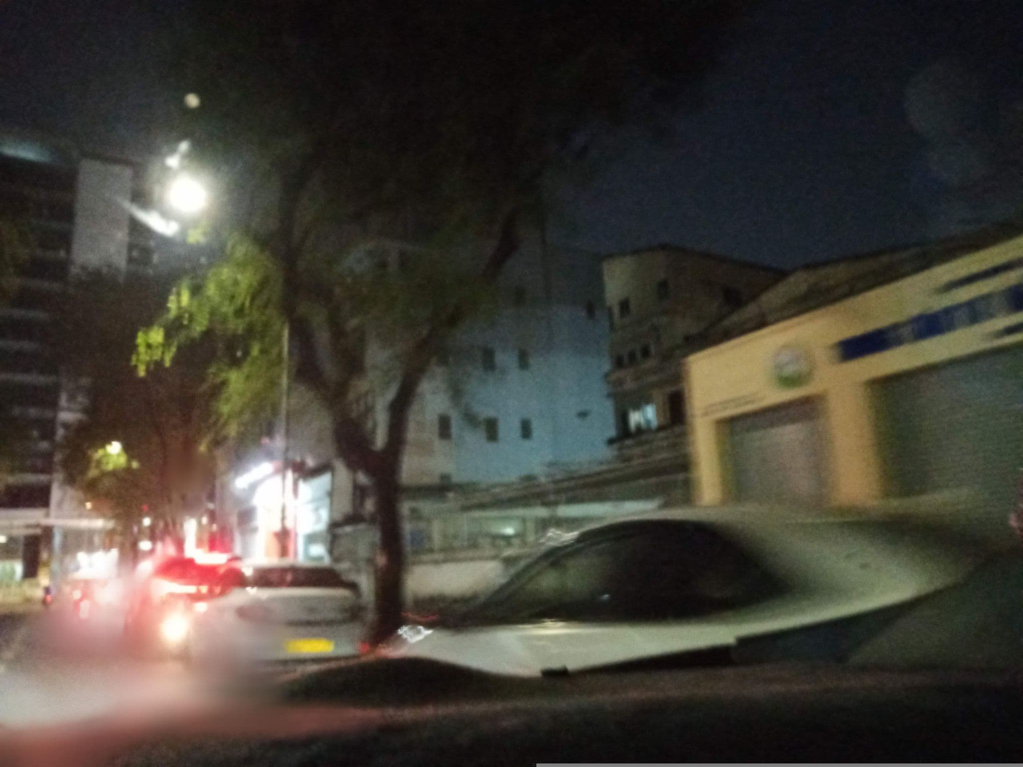 Street view near Express By M Village Nguyễn Văn Thủ, Quận Ba — © sg_right_1 (CC BY-SA · Mapillary)