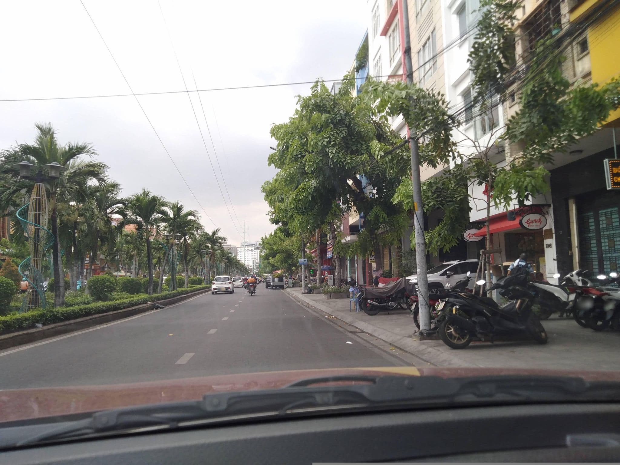 Street view near BabE'sBeD anD mE, Gò Vấp — © sg_front_1 (CC BY-SA · Mapillary)