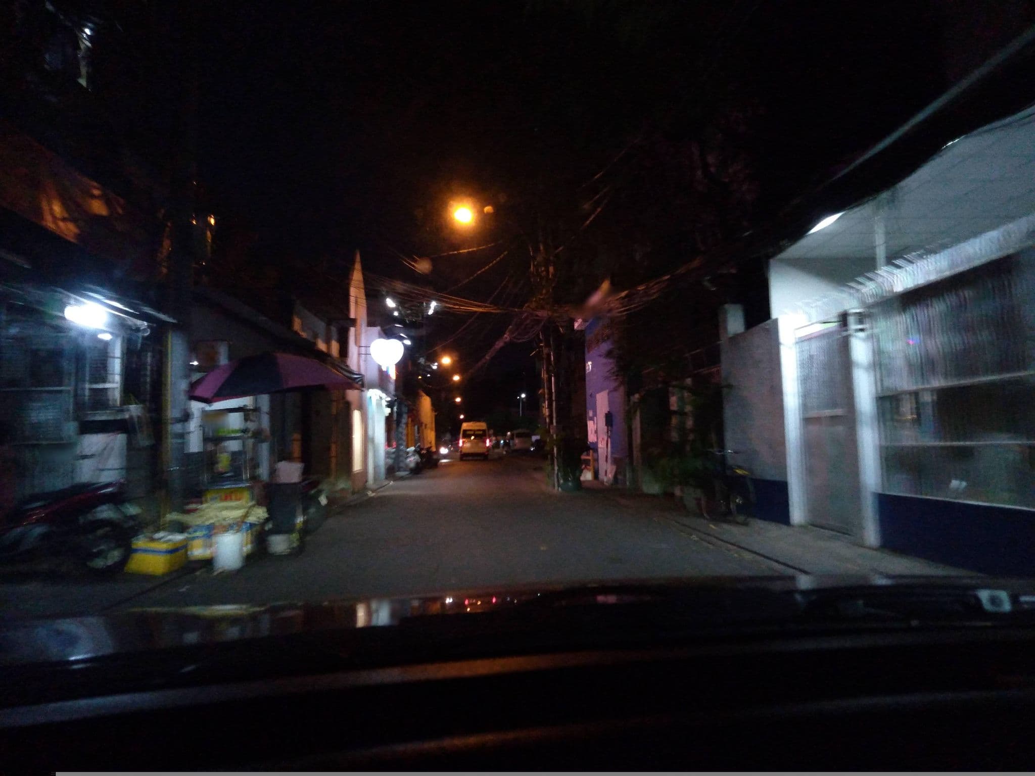 Street view near Park Royal Lobby, Tân Bình — © sg_front_1 (CC BY-SA · Mapillary)