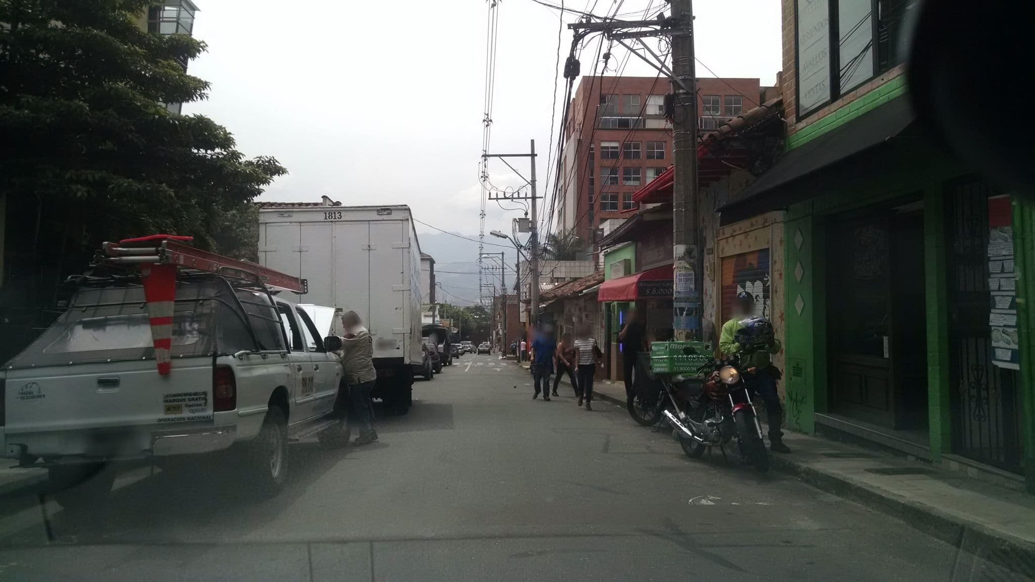 Street view near Biomarket, Medellín — © kleper (CC BY-SA · Mapillary)