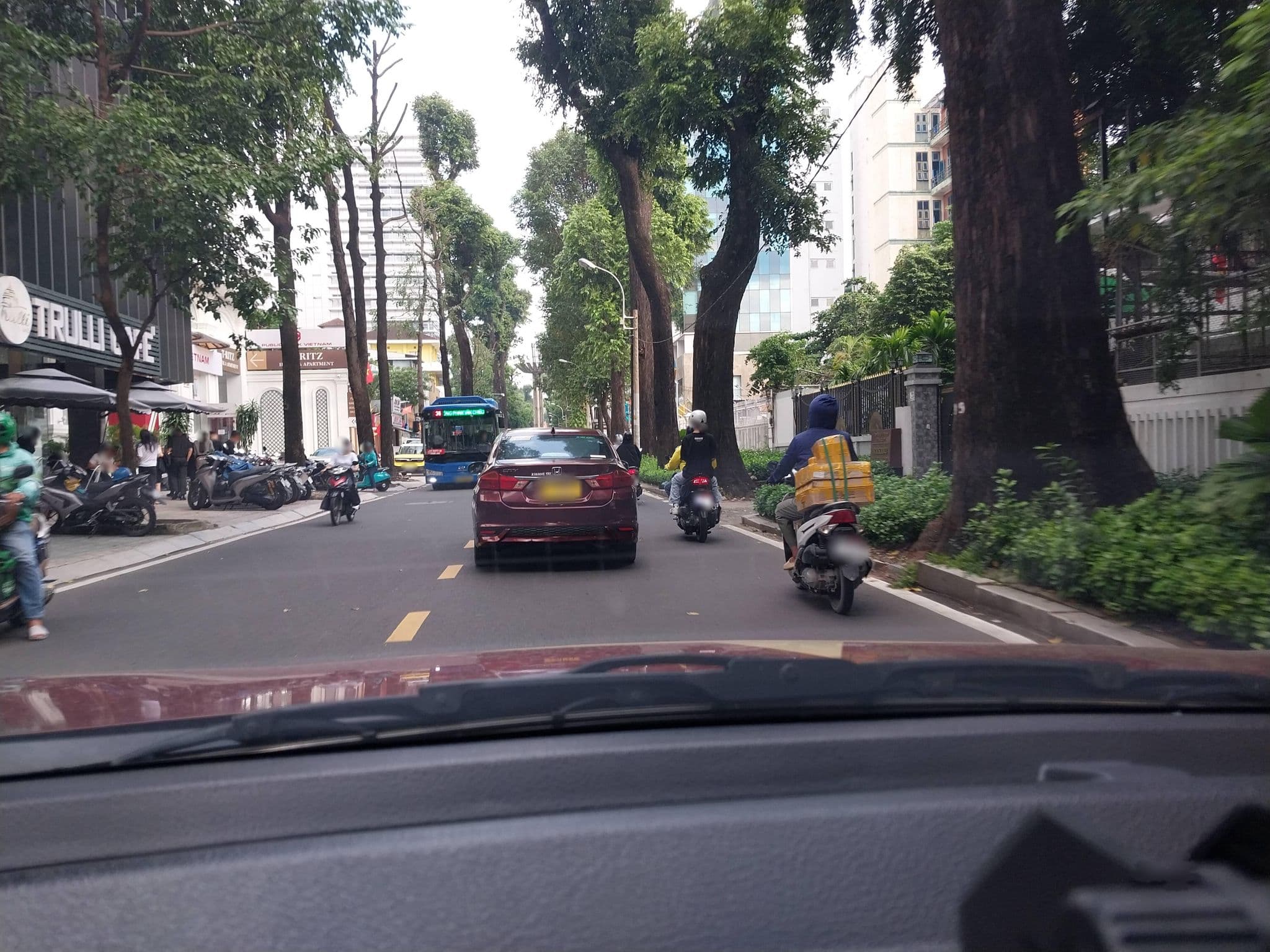 Street view near Melina Serviced Apartments, Quận Ba — © sg_front_1 (CC BY-SA · Mapillary)