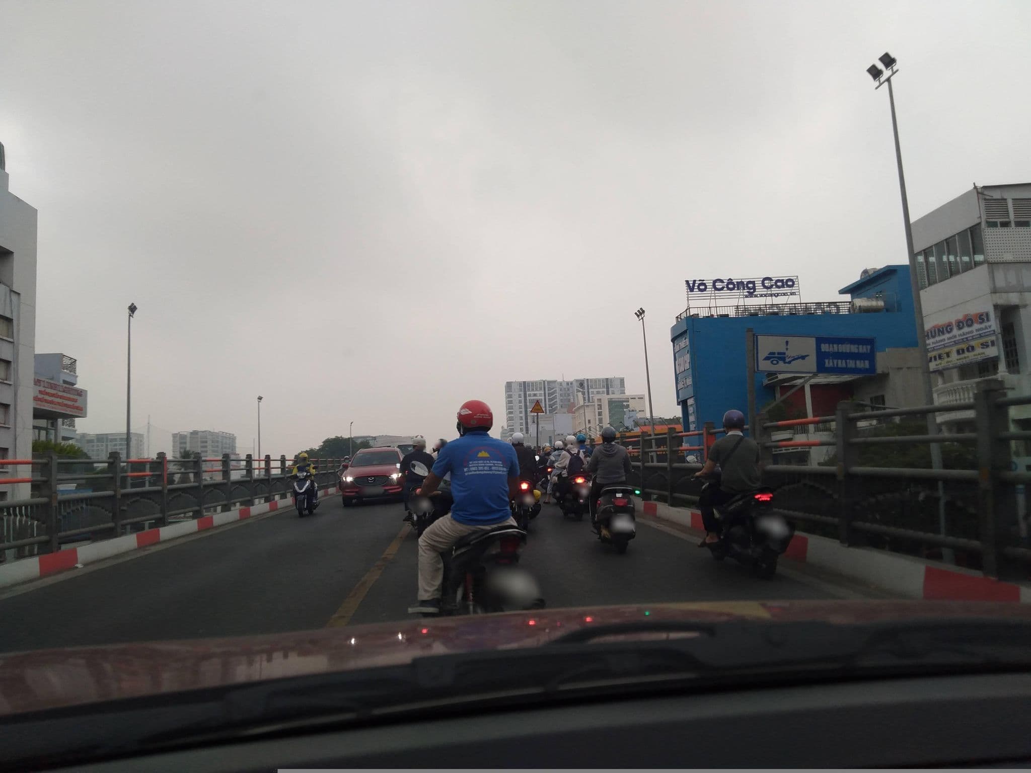 Street view near Khách sạn Hoàng Phụng 2, Tân Bình — © sg_front_1 (CC BY-SA · Mapillary)