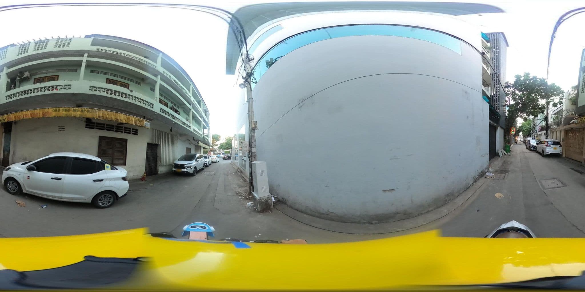 Street view near luxury apartment, Tân Bình — © bemaps3_sg (CC BY-SA · Mapillary)