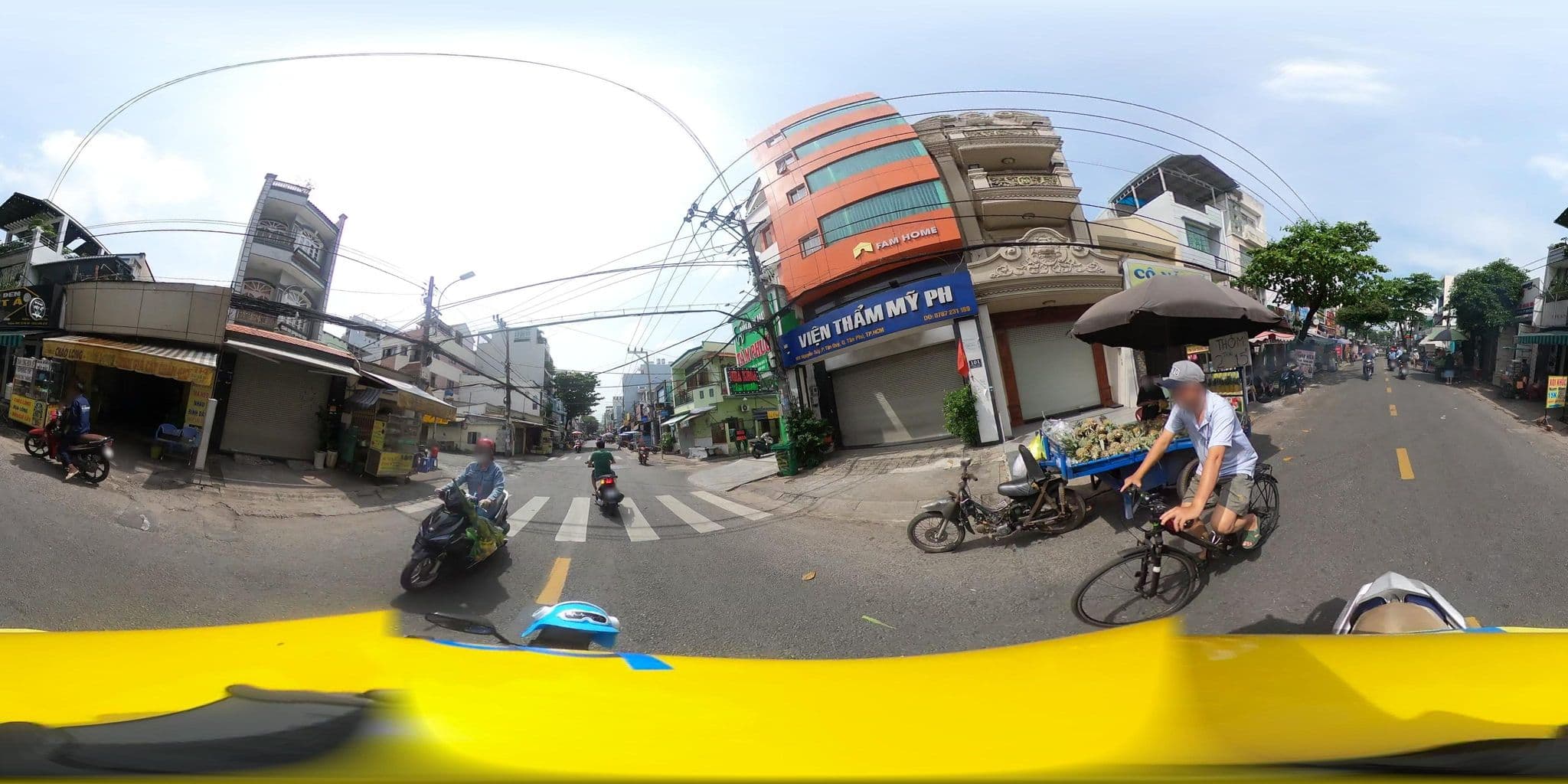 Street view near Biển Sao Hotel, Ho Chi Minh City — © bemaps3_sg (CC BY-SA · Mapillary)