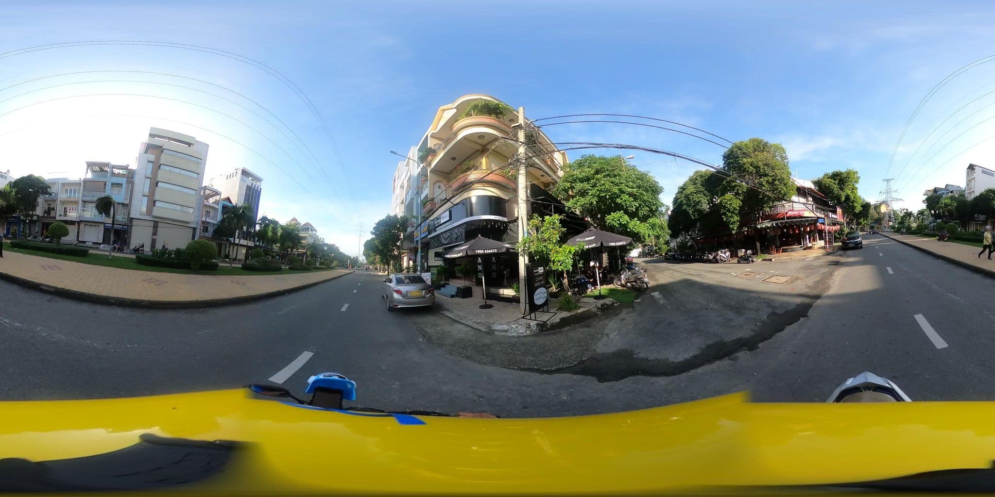 Street view near Khách Sạn Vương Nguyễn, Ho Chi Minh City — © bemaps3_sg (CC BY-SA · Mapillary)