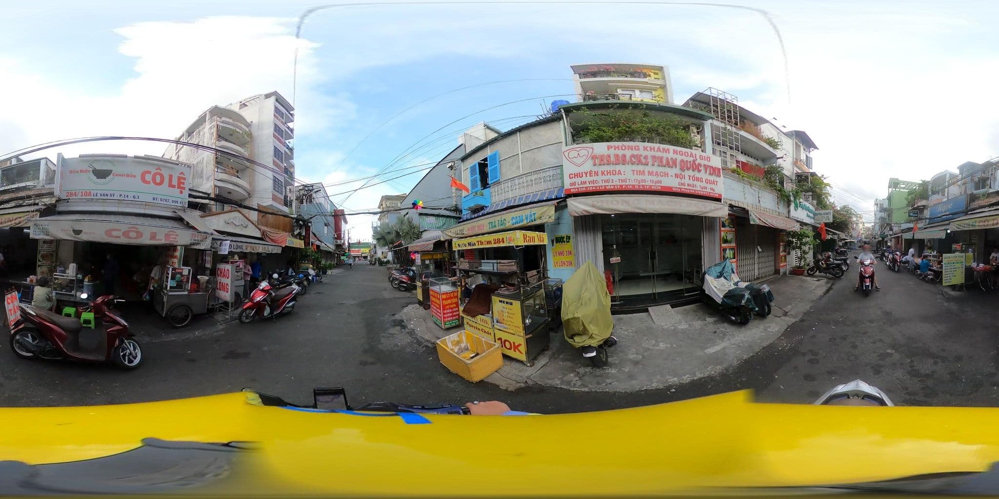 Street view near Nam hoang, Quận Ba — © bemaps3_sg (CC BY-SA · Mapillary)
