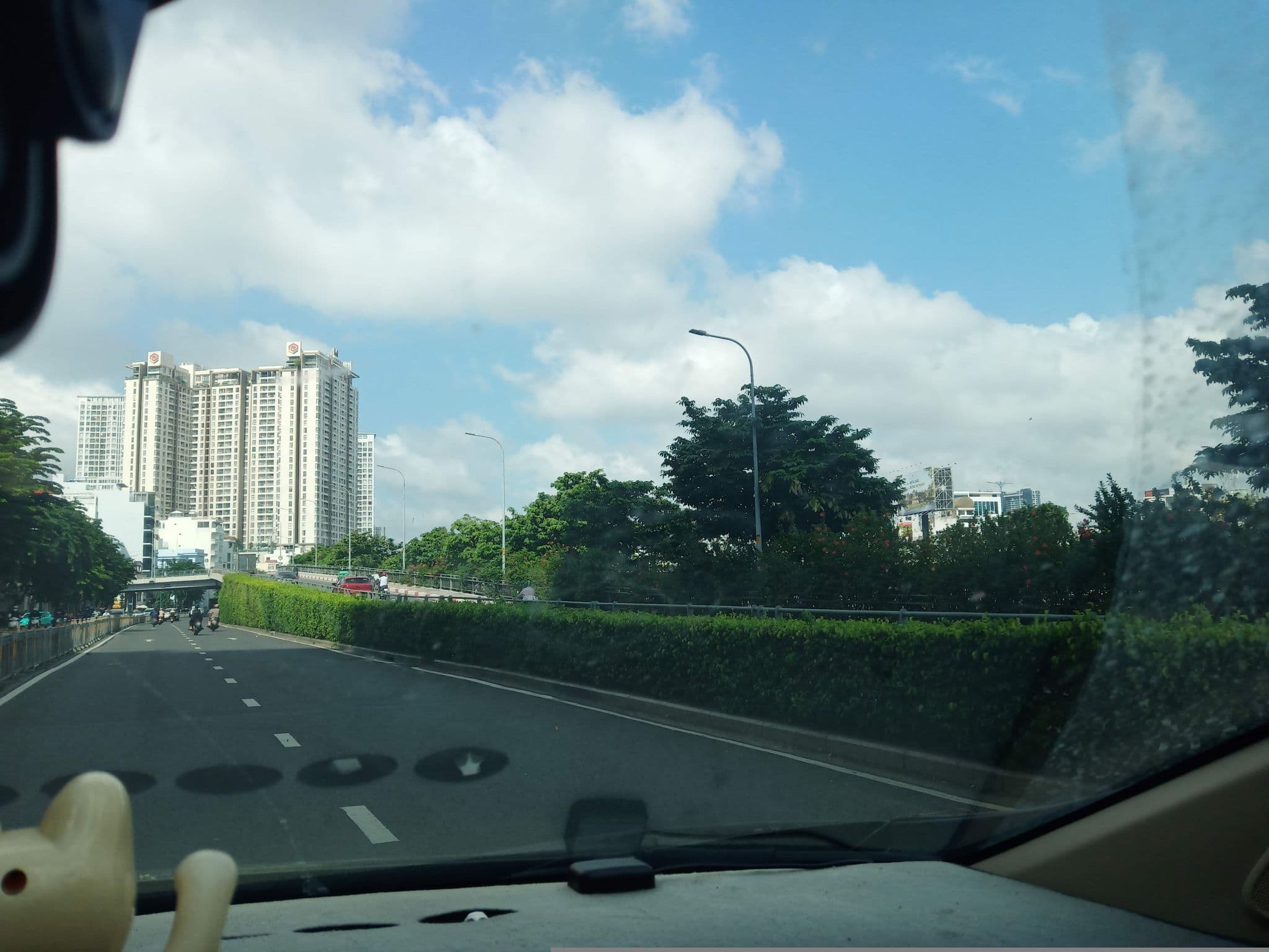 Street view near Mia Apartment 1 - Icon 56, Quận Bốn — © sg_right_1 (CC BY-SA · Mapillary)