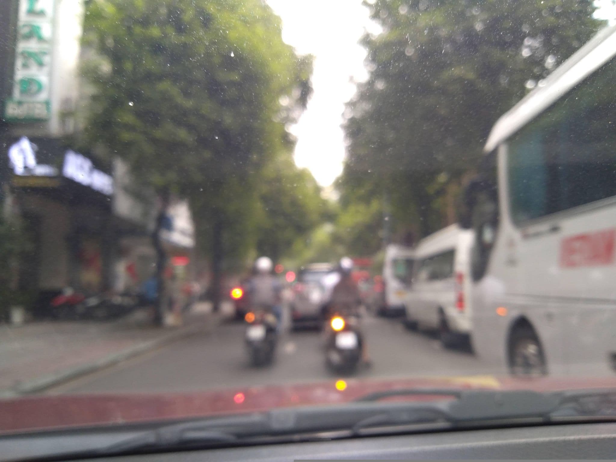 Street view near Grand Silverland Hotel, Quận Ba — © sg_front_1 (CC BY-SA · Mapillary)