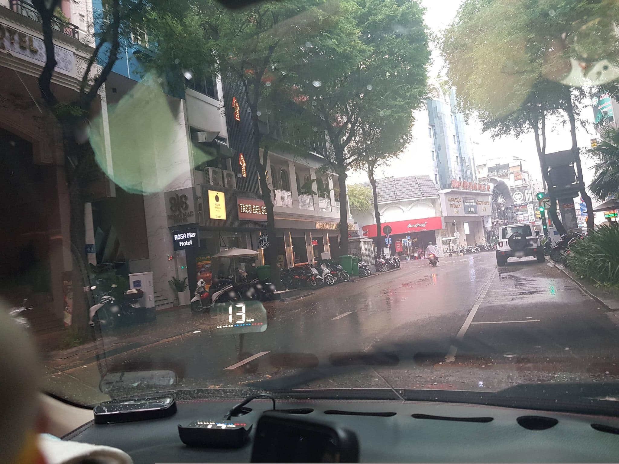 Street view near Kelly Hotel Ho Chi Minh City, Quận Ba — © bemaps1 (CC BY-SA · Mapillary)