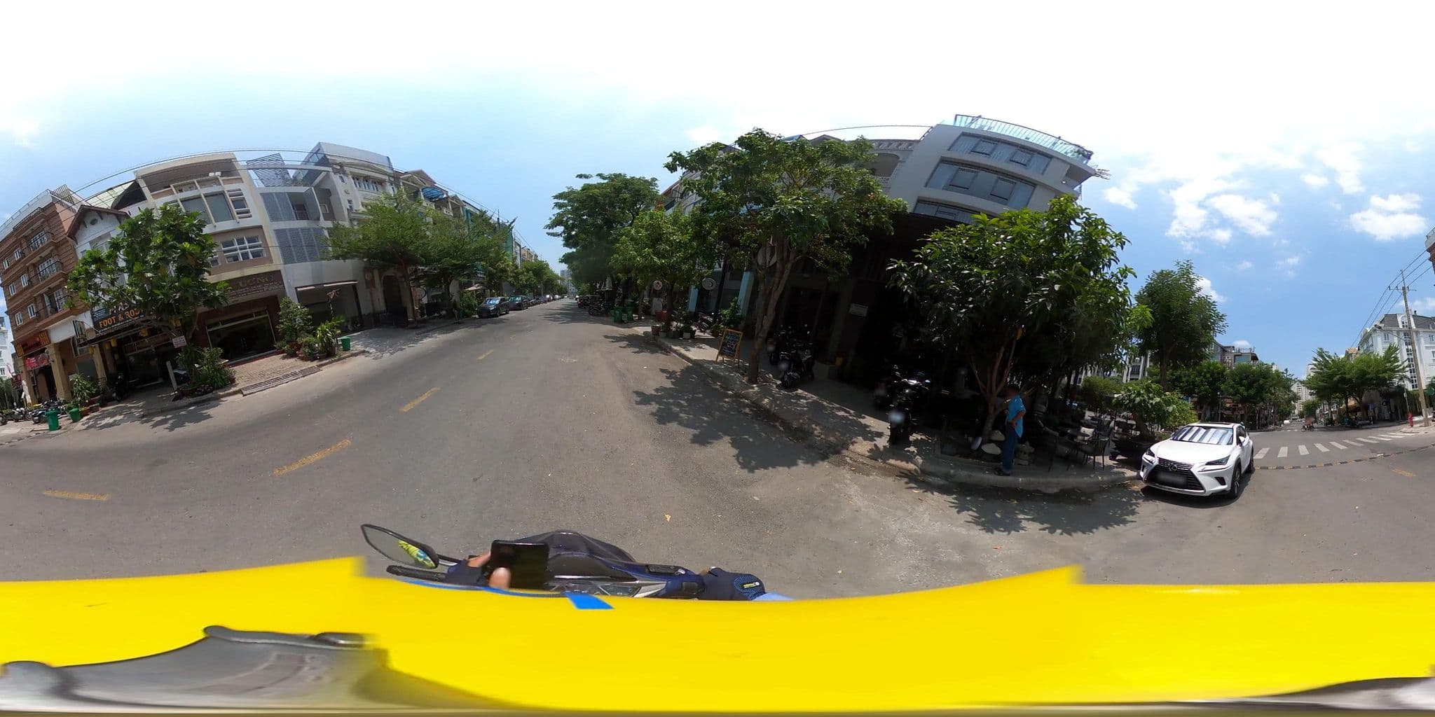 Street view near BIN BIN HOTEL, Quận Bốn — © bemaps3_sg (CC BY-SA · Mapillary)