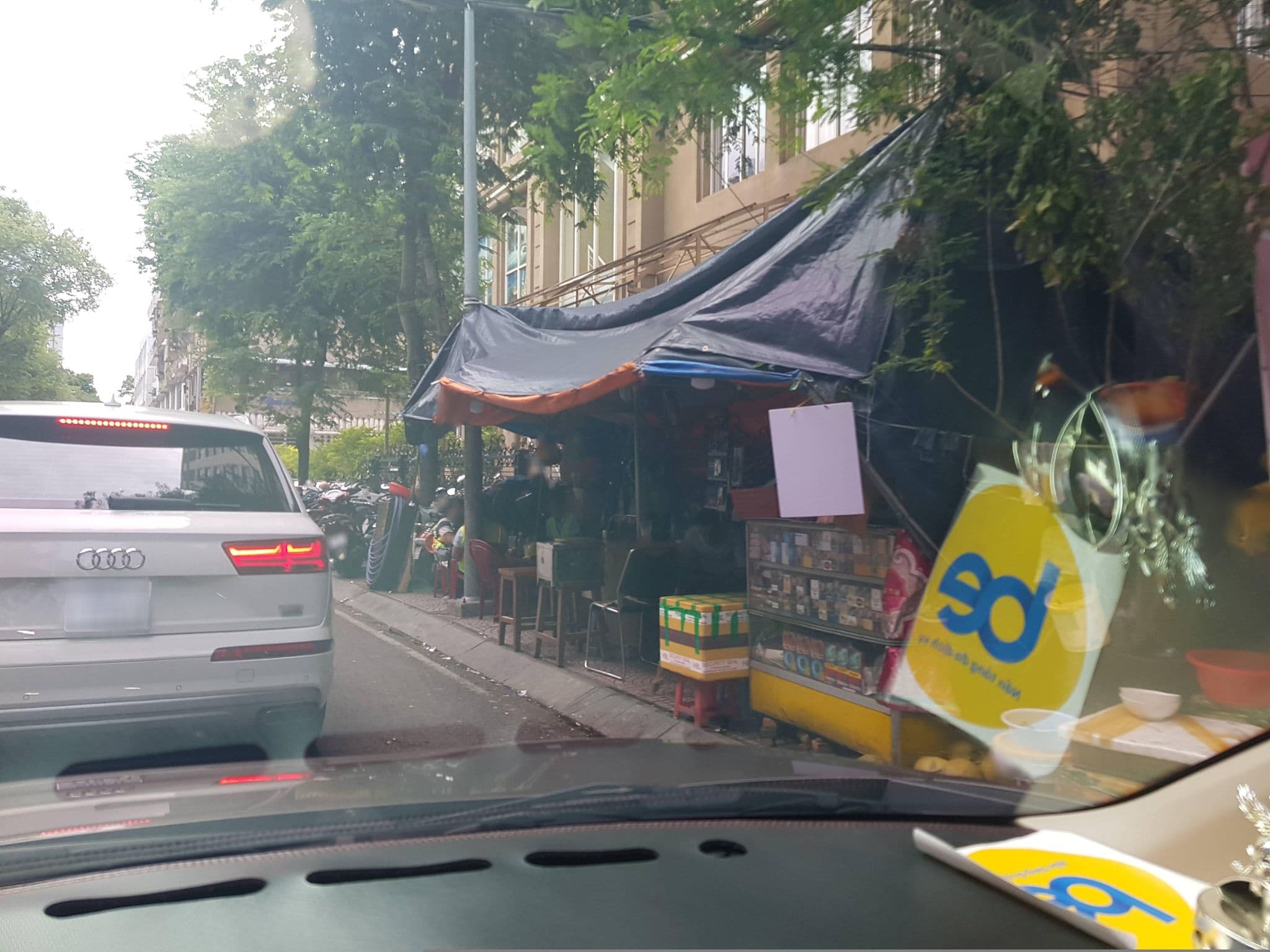 Street view near Smiley Apartment 15, Quận Bốn — © bemaps1 (CC BY-SA · Mapillary)
