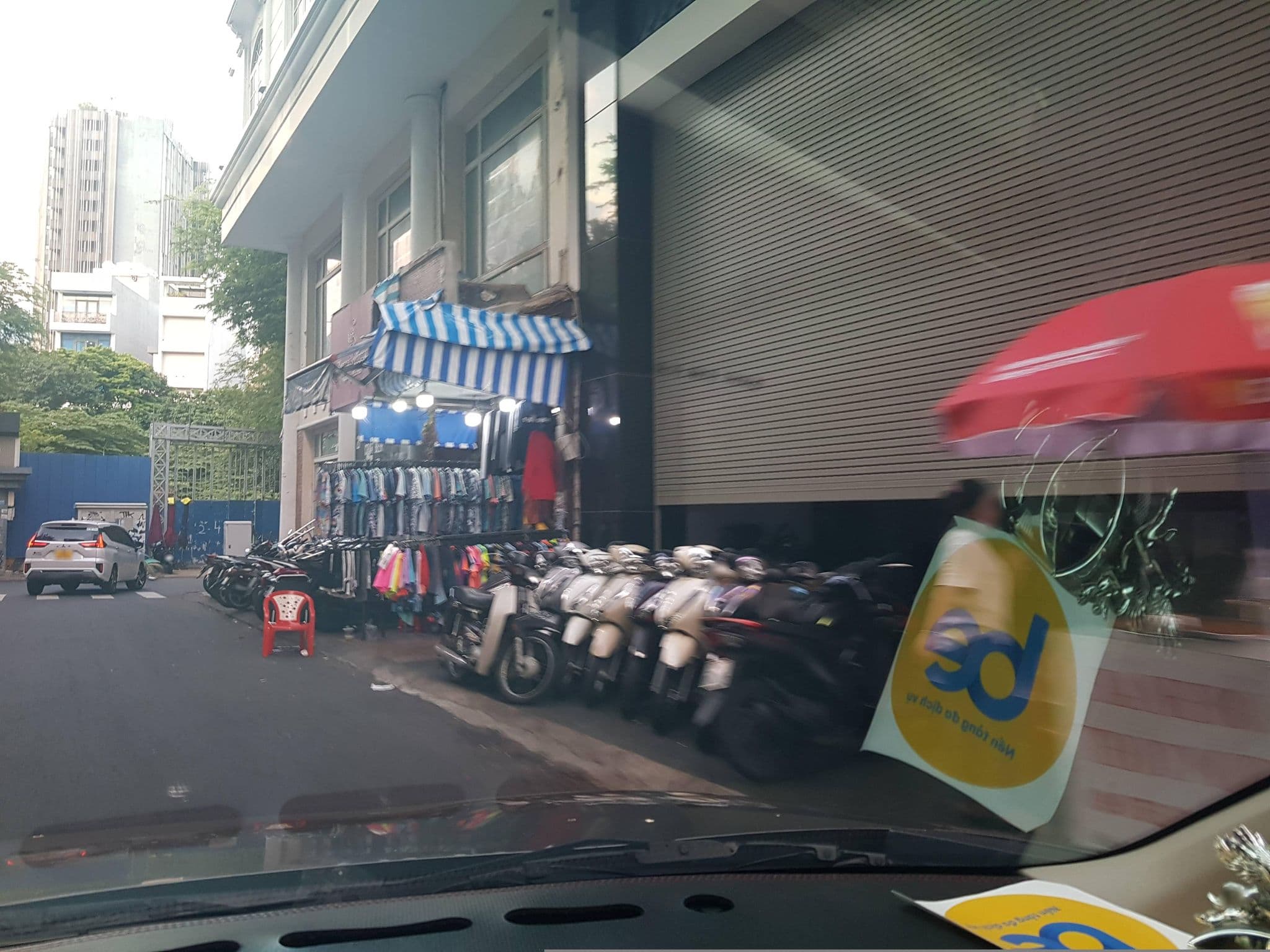 Street view near HaiNam Hotel, Quận Bốn — © bemaps1 (CC BY-SA · Mapillary)
